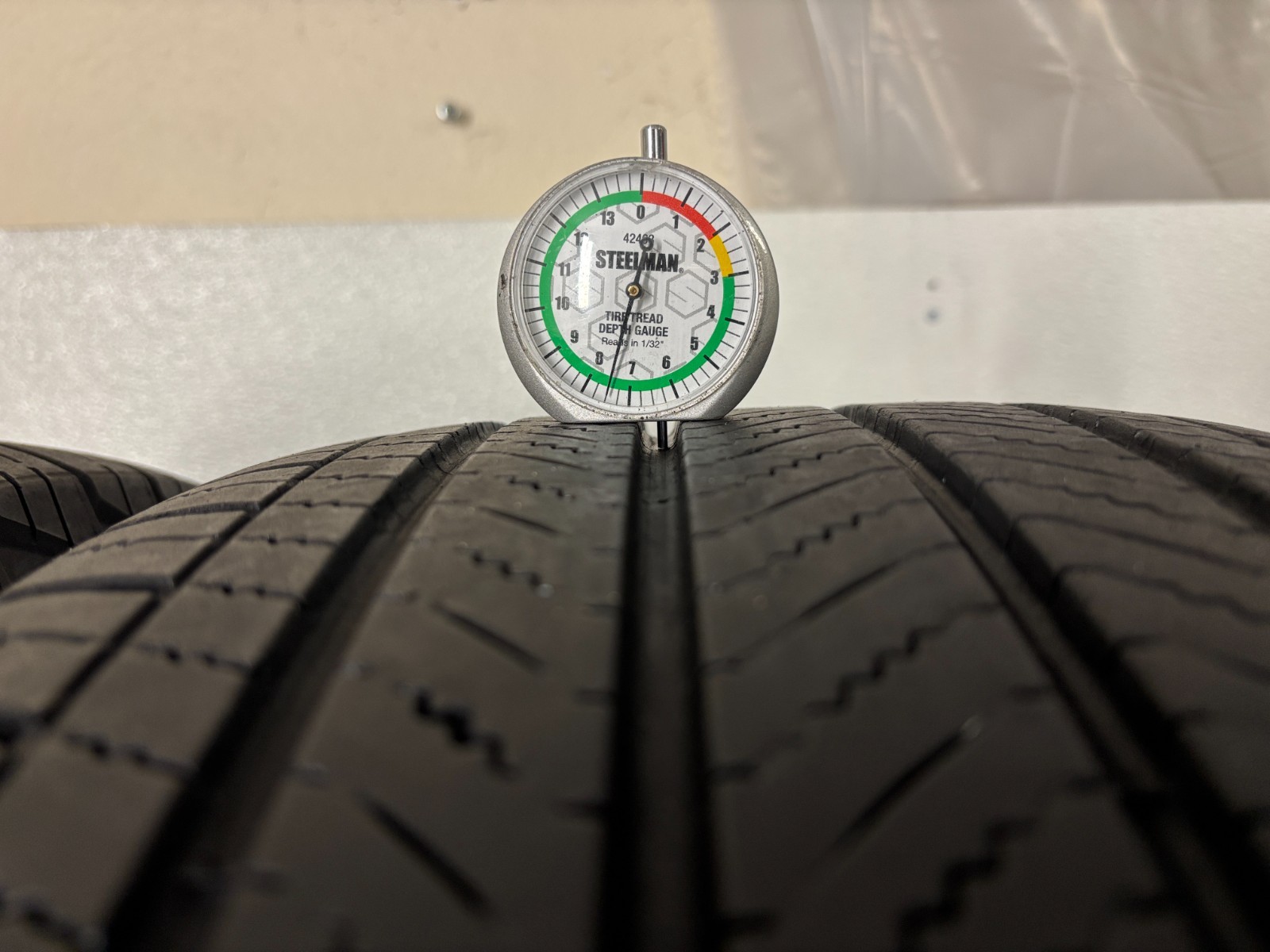 NO SHIPPING ONLY LOCAL PICK UP 2 tires 265 65 18 Michelin Primacy LTX