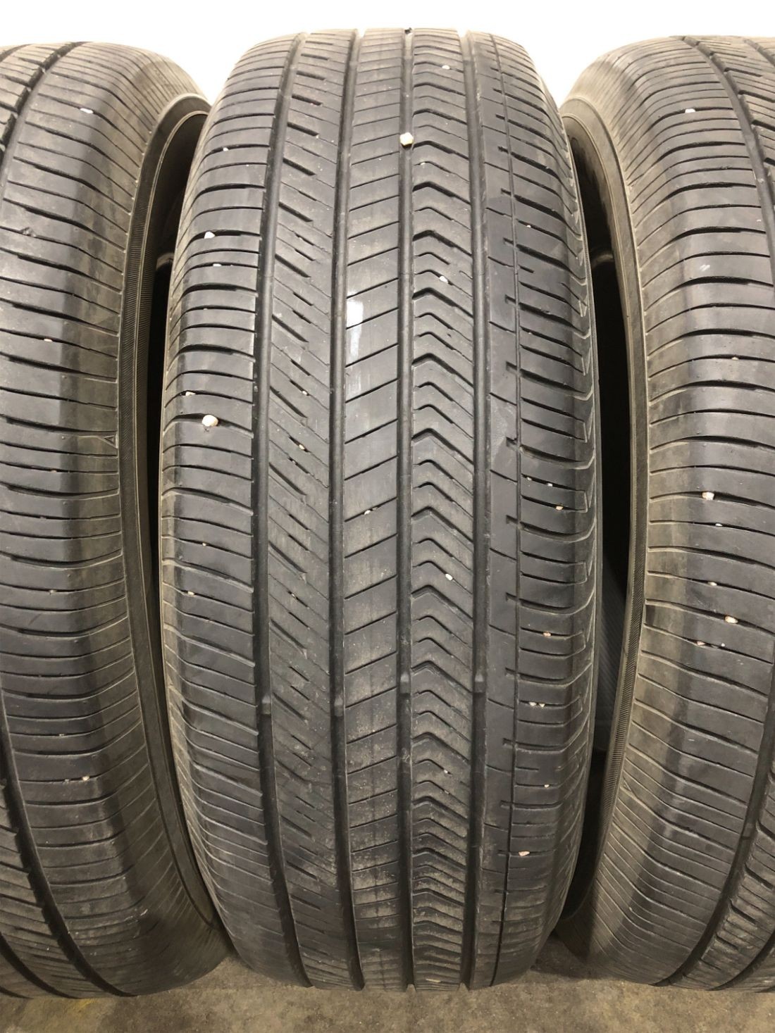 4x P265/70R18 Yokohama Geolandar X-CV G057C 7-8/32 116 T Used Tires 2657018