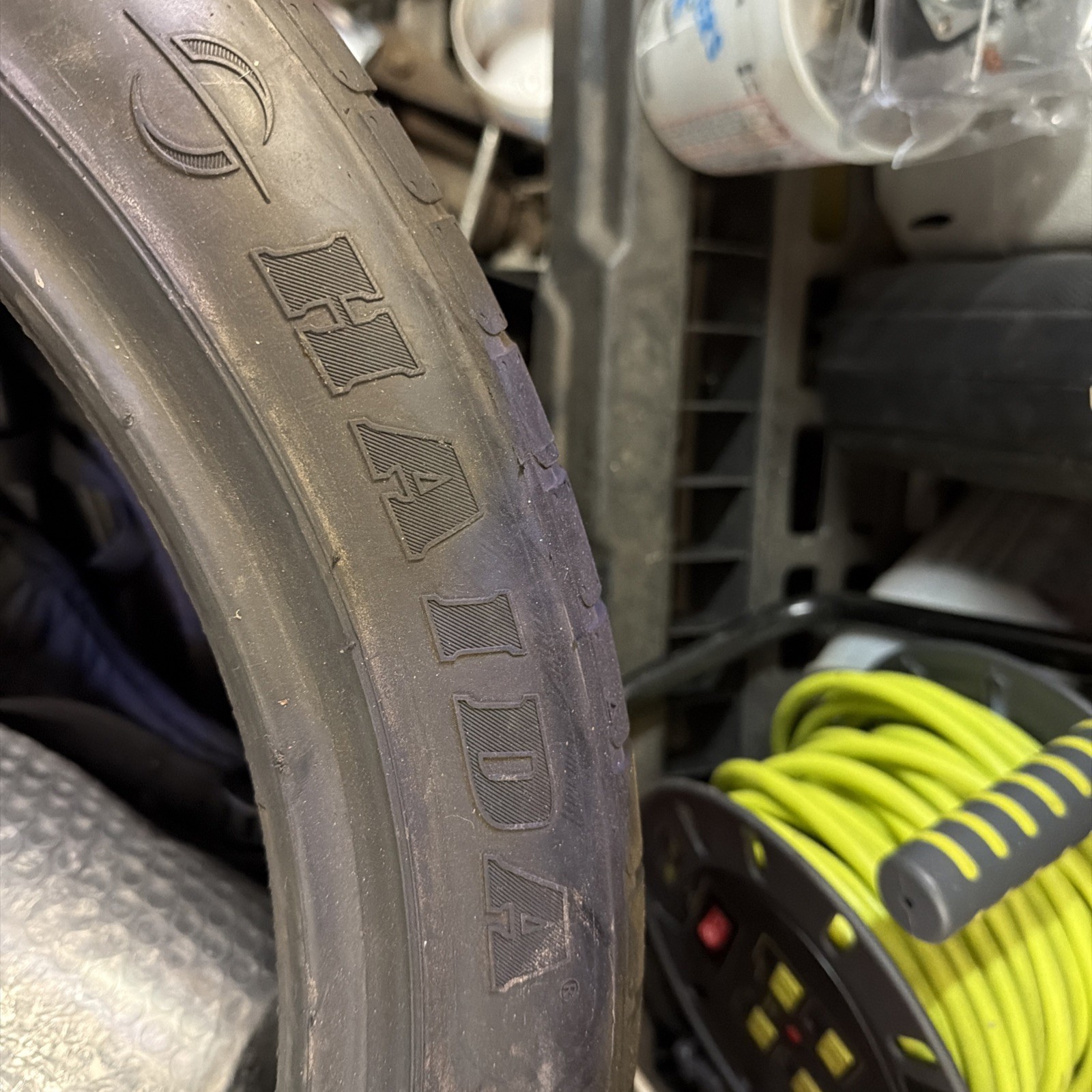 New Haida Hd921 – P245/40r18 Tires 2454018 245 40 18