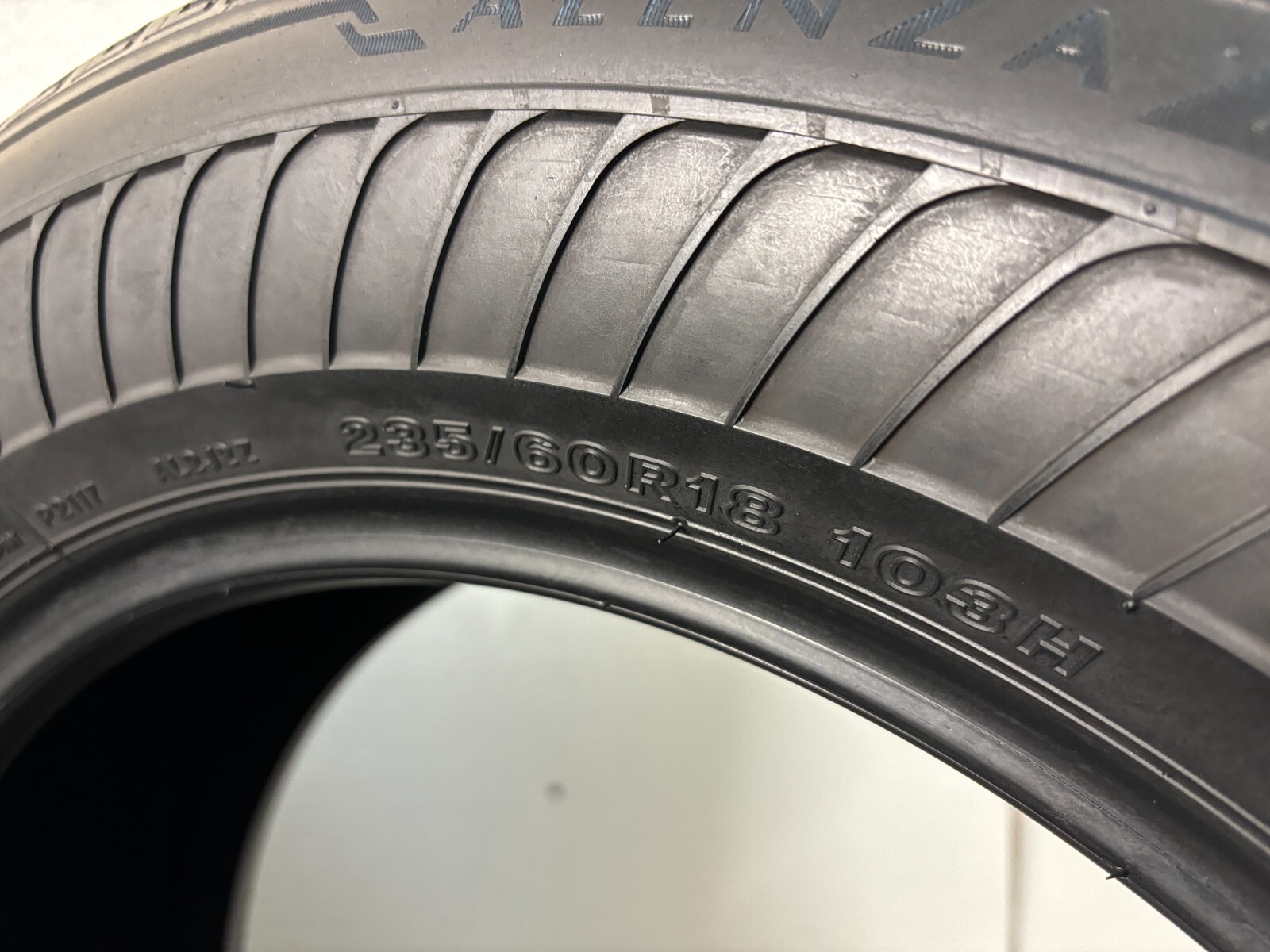 NO SHIPPING ONLY LOCAL PICK UP Set 4 Tires 235 60 18 Bridgestone Alenza A/S RFT