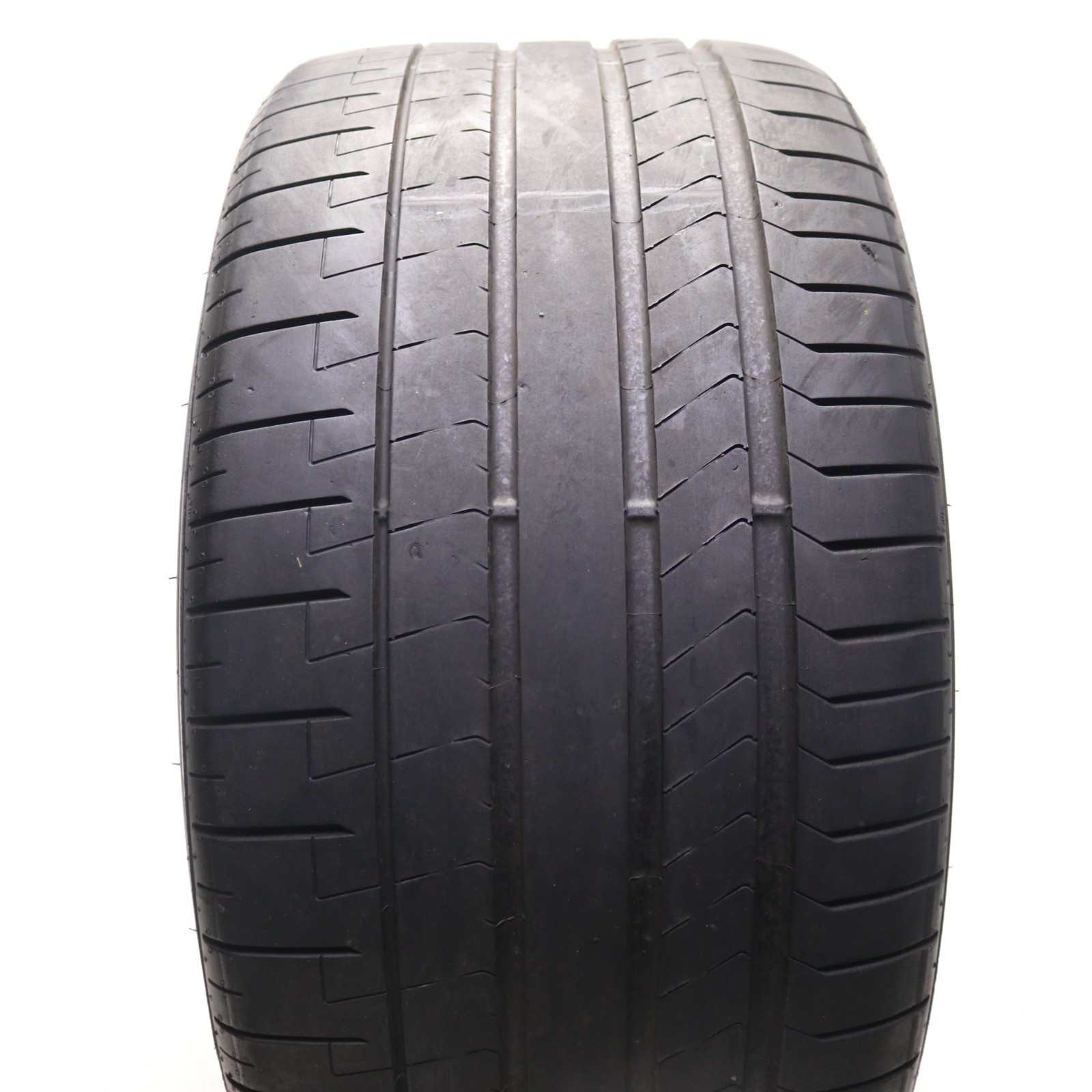 Set of 2 Used 315/30ZR22 Pirelli P ZERO PZ4 * – 107Y – 5.5-6.5/32 No Repairs