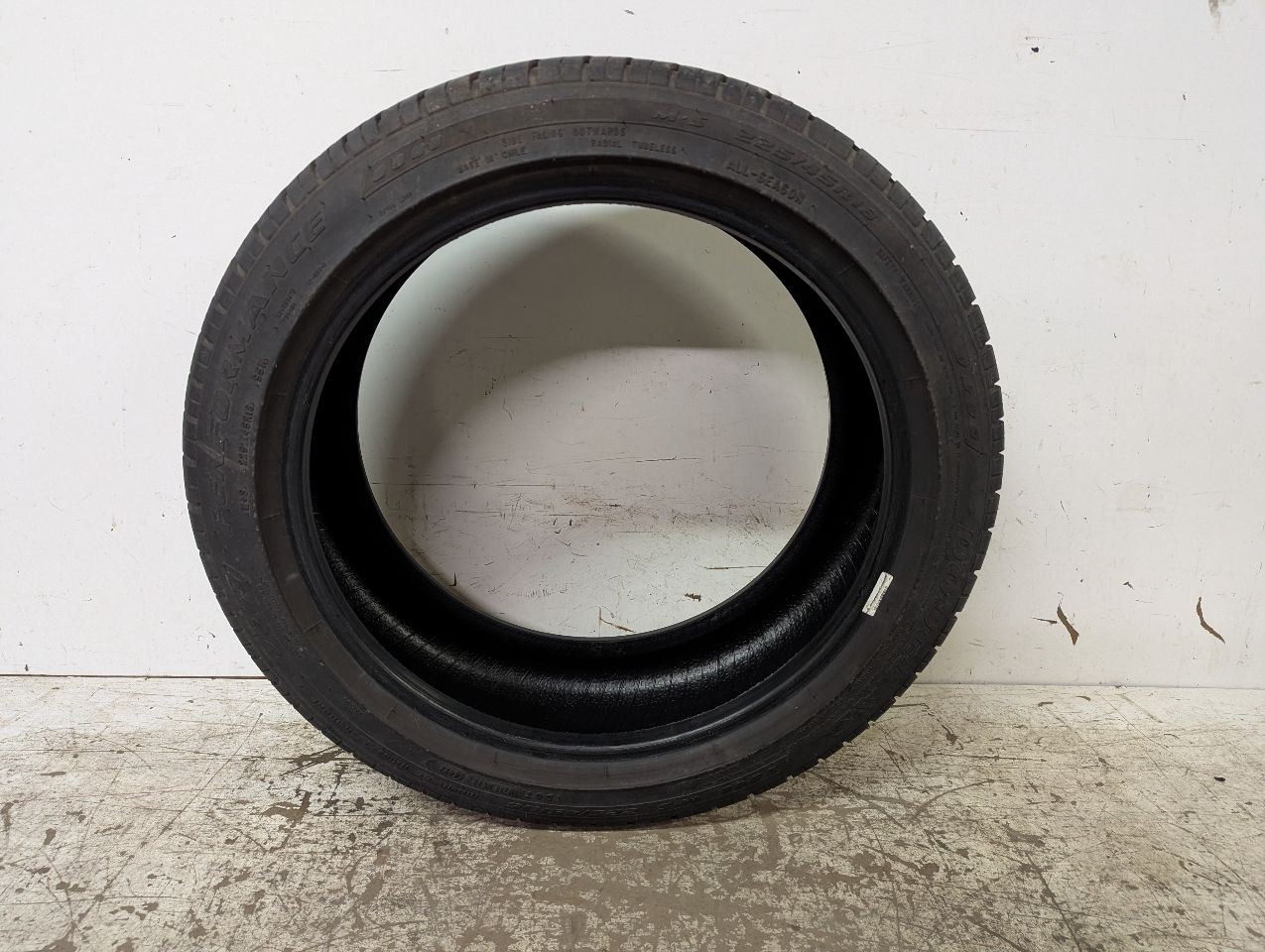 USED – 225/45/18 Falken Azenis FK460 A/S Tire – 10/32 Tread Depth