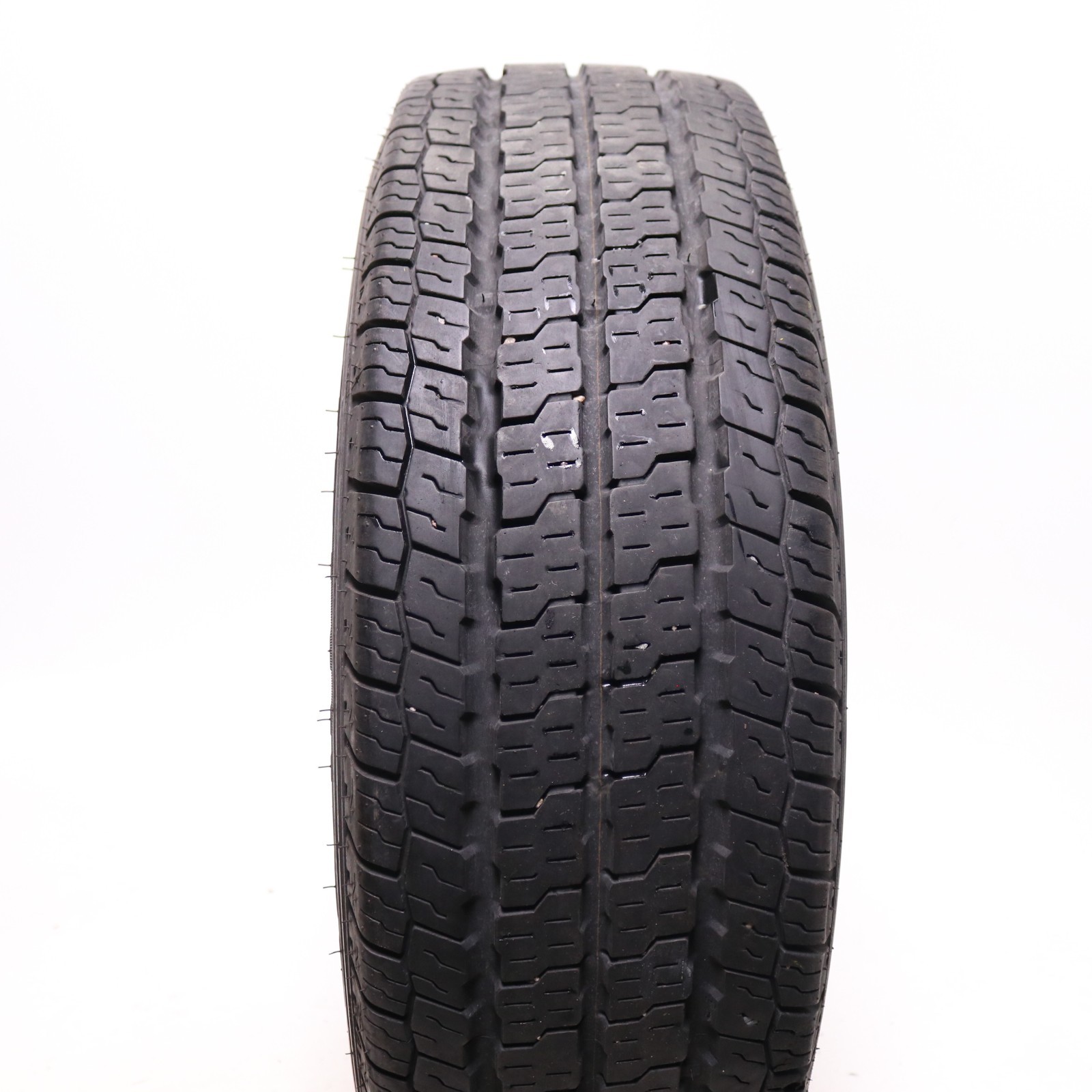 Set of 2 Used LT 225/75R16 Nexen Roadian CT8 HL – 115/112R – 9-10/32