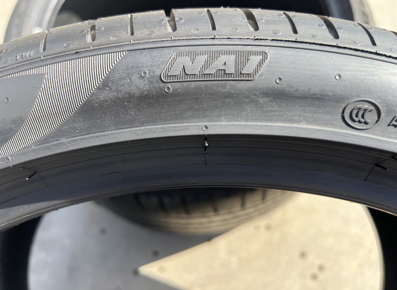 Set of TWO BRAND NEW 315/30ZR21 (105Y) Pirelli P Zero PZ4 Sport Tires 3153021