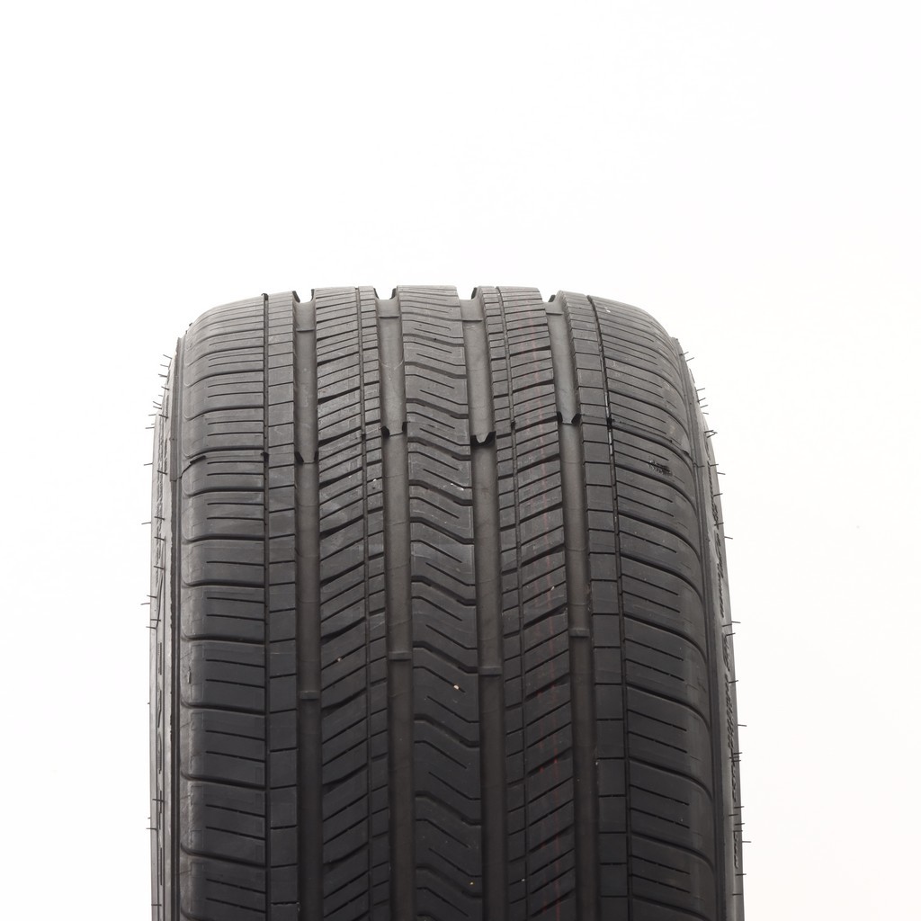 Set of (4) New 235/40R19 Goodyear Eagle Touring 96V – 8/32