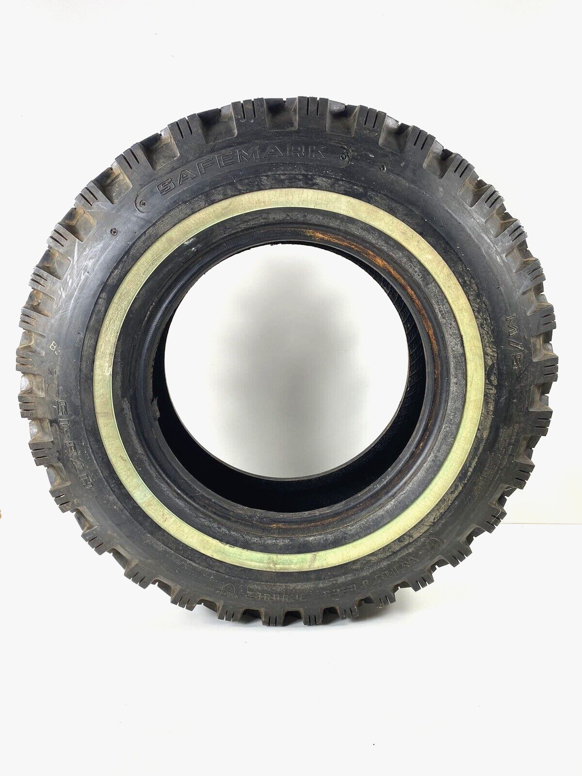 Vtg SafeMark Mud Snow Tire 4 Ply H-78-15 Display Only Mud Grip JEEP CJ Wagoneer