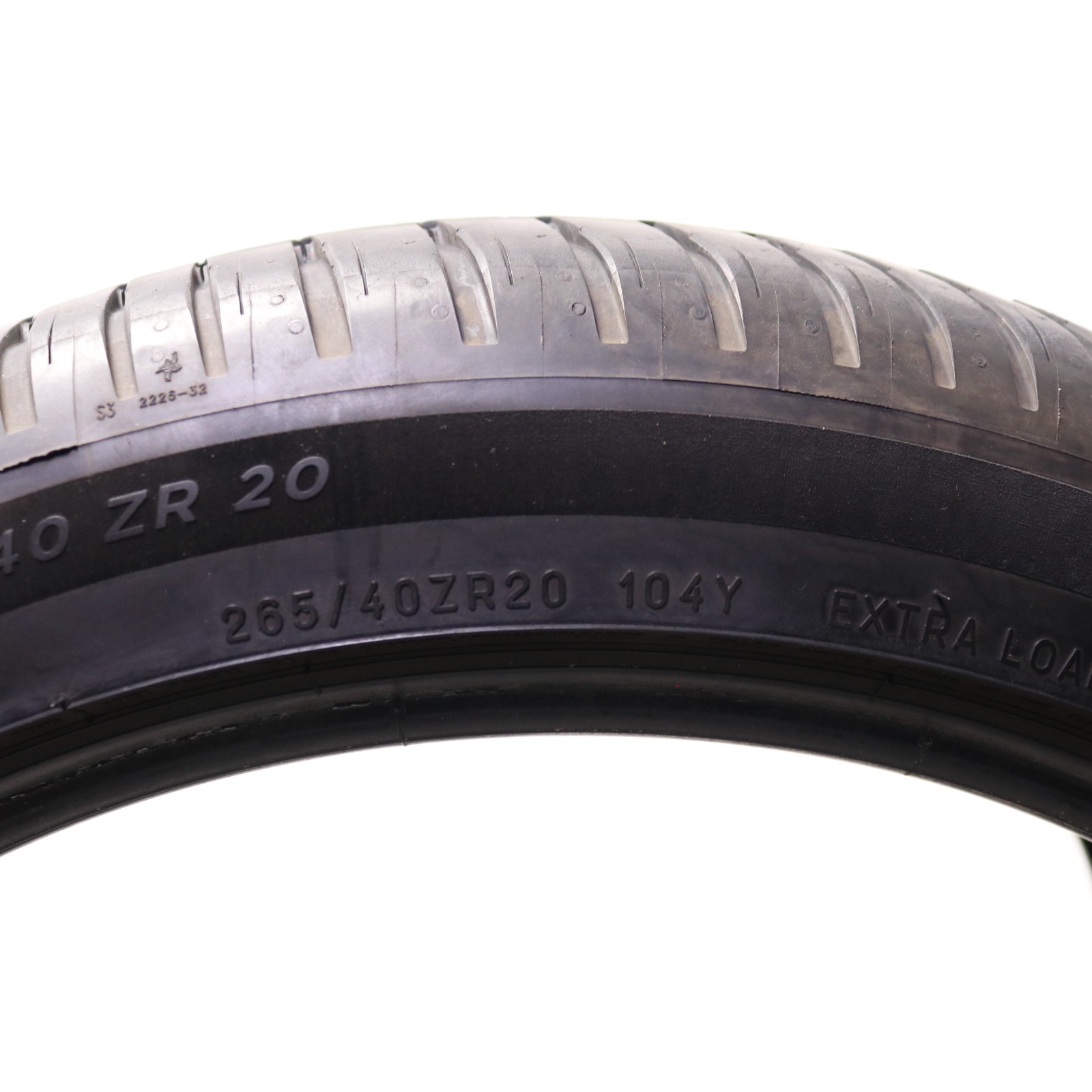 Set of 2 Used 265/40ZR20 Michelin Pilot Sport EV LM1 Acoustic – 104Y – 6.5-7/32