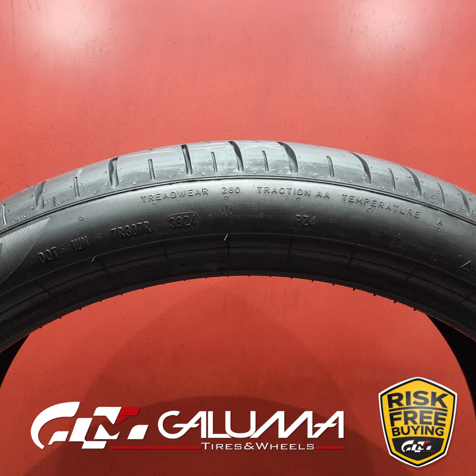 1 (One) Tire LikeNEW Pirelli P Zero PZ4 315/30R22 315/30/22 3153022 XL #88930