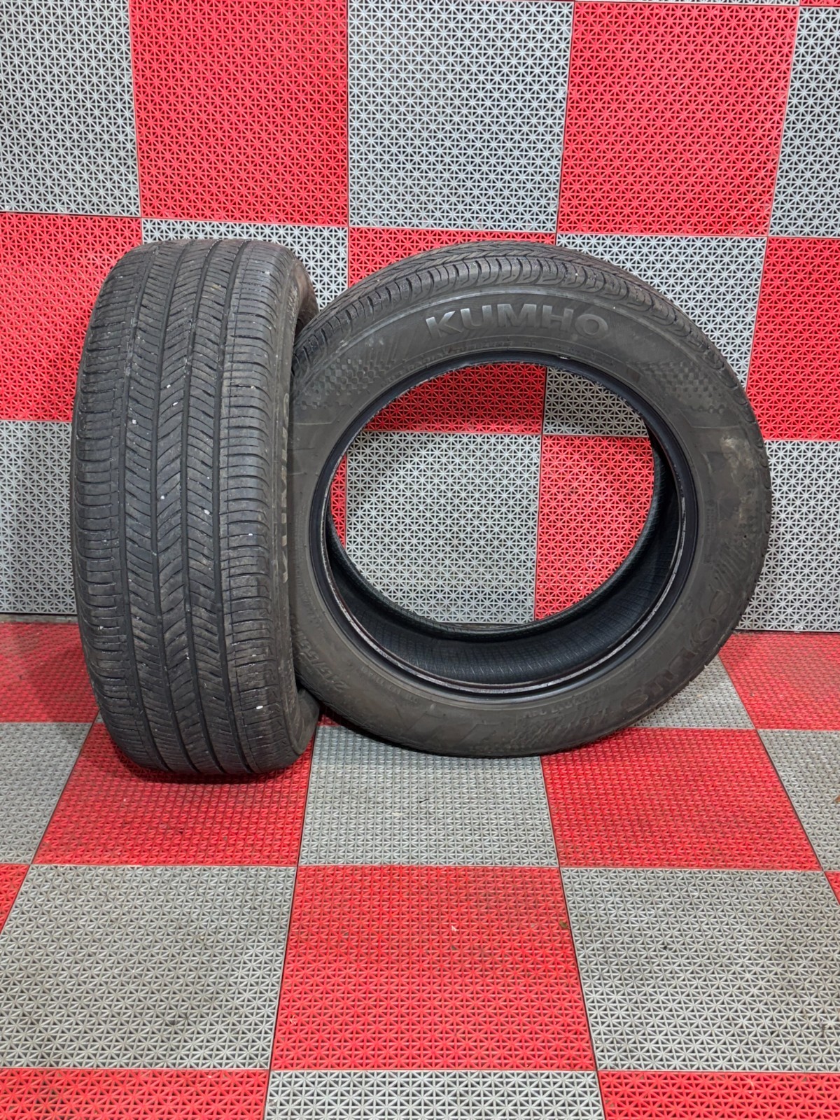 2x Used 215/55 R17 Kumho Solus TA31+ Tires 7-8/32 Tread 215/55/17