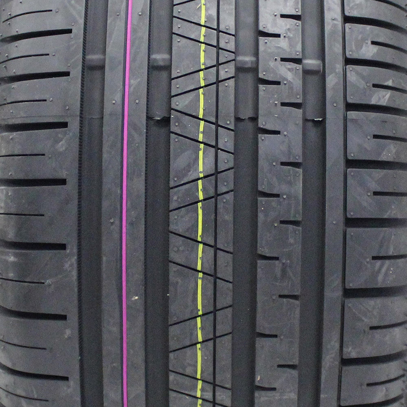 2 New Zeetex Hp1000 – P255/35r20 Tires 2553520 255 35 20