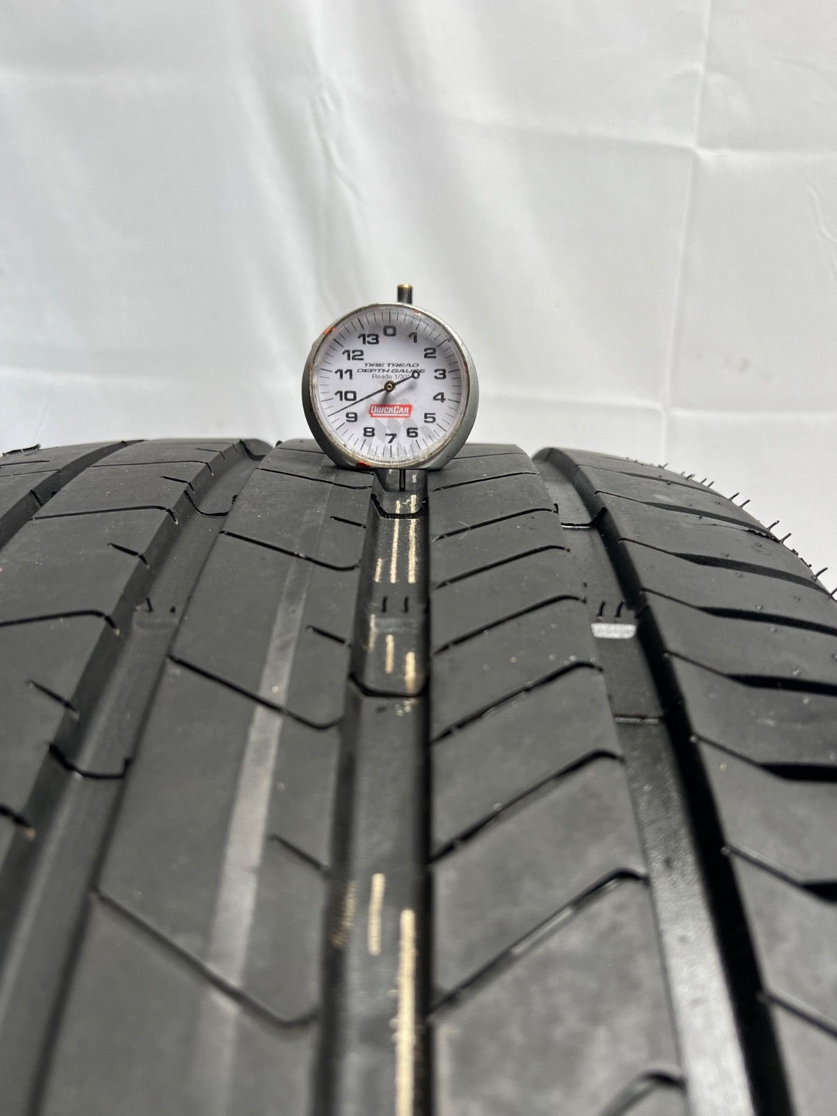 1 – TAKEOFF 305/35ZR20 XL (107Y) Pirelli P Zero PZ4 – 7047 NO REPAIRS