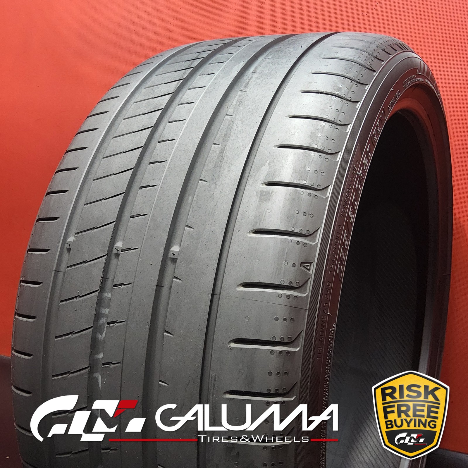 1 Tire LikeNEW Yokohama Advan Sport V107E XL 285/30ZR20 285/30/20 99Y #95313
