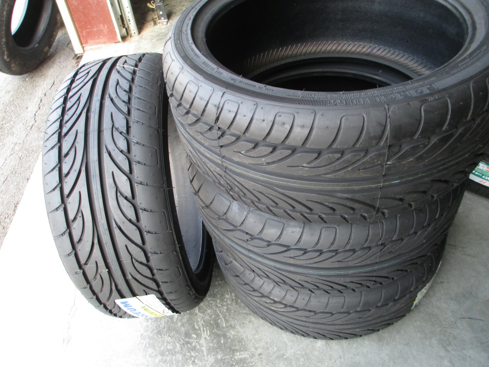 4 New 225/45ZR17 Inch Forceum Hena All-Season Tires 45 17 R17 2254517 45R