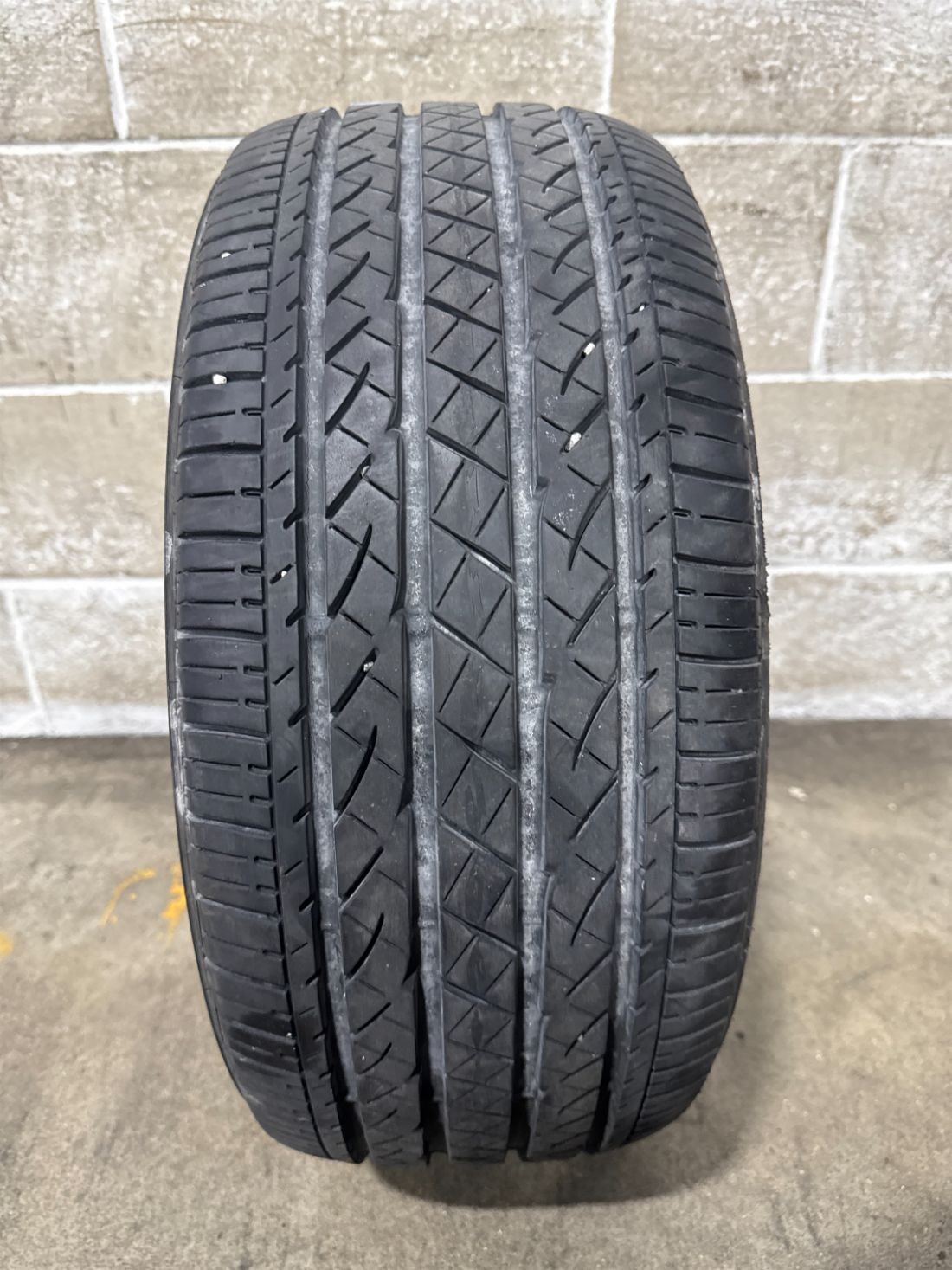 1x P225/45R17 Bridgestone Potenza RE97 AS 9/32 94 W Used Tire 2254517