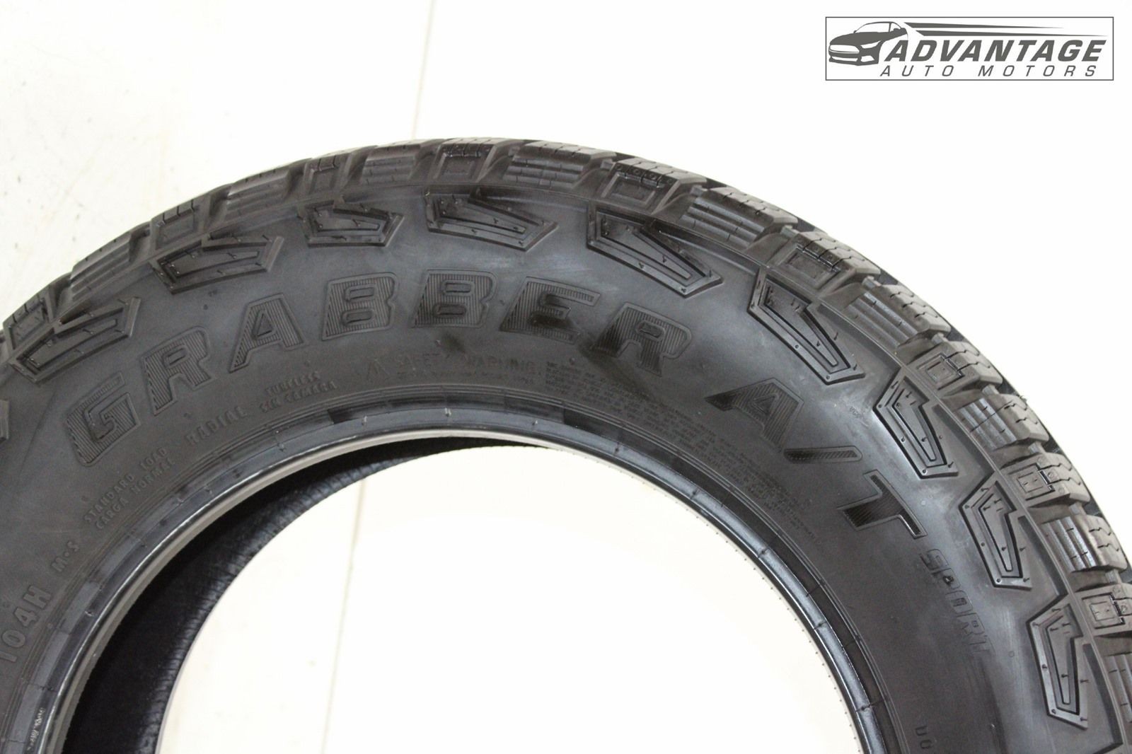 2025 CHEVY EQUINOX WHEEL TIRE 235/65R17 104H GENERAL GRABBER A/T 10/32NDS OEM