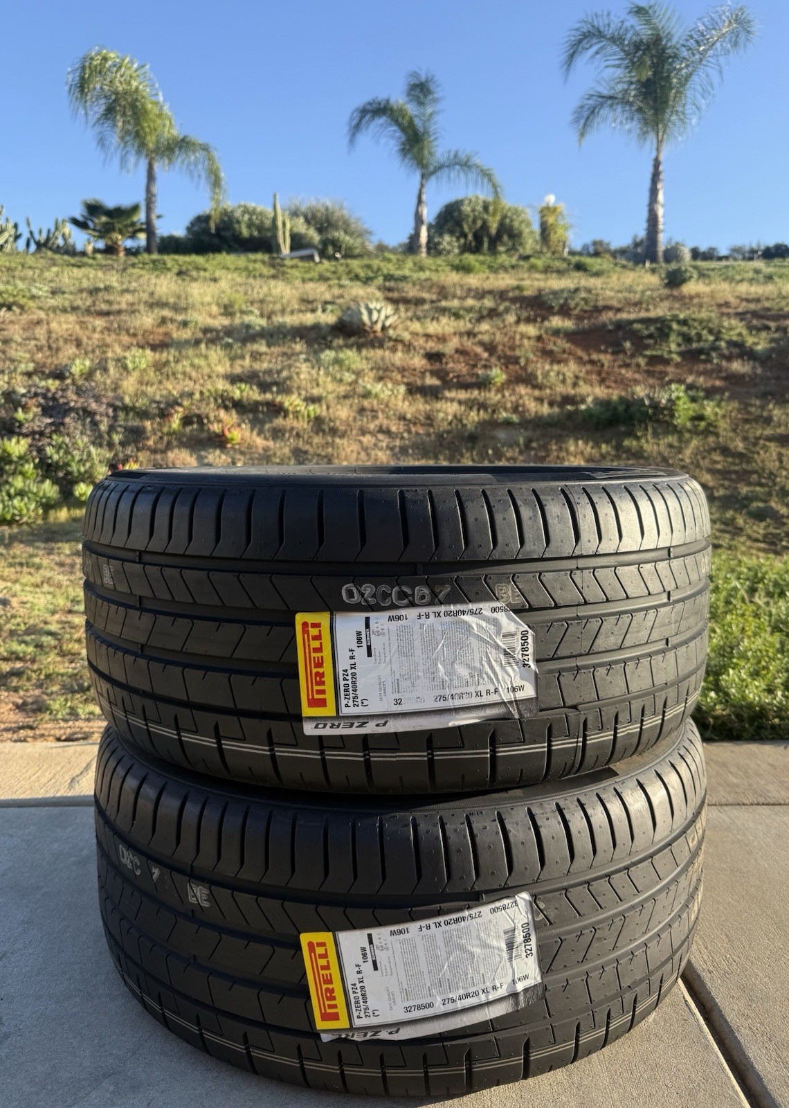Set of TWO BRAND NEW 275/40R20 Pirelli P Zero PZ4 Run Flat RF RFT BMW Tires