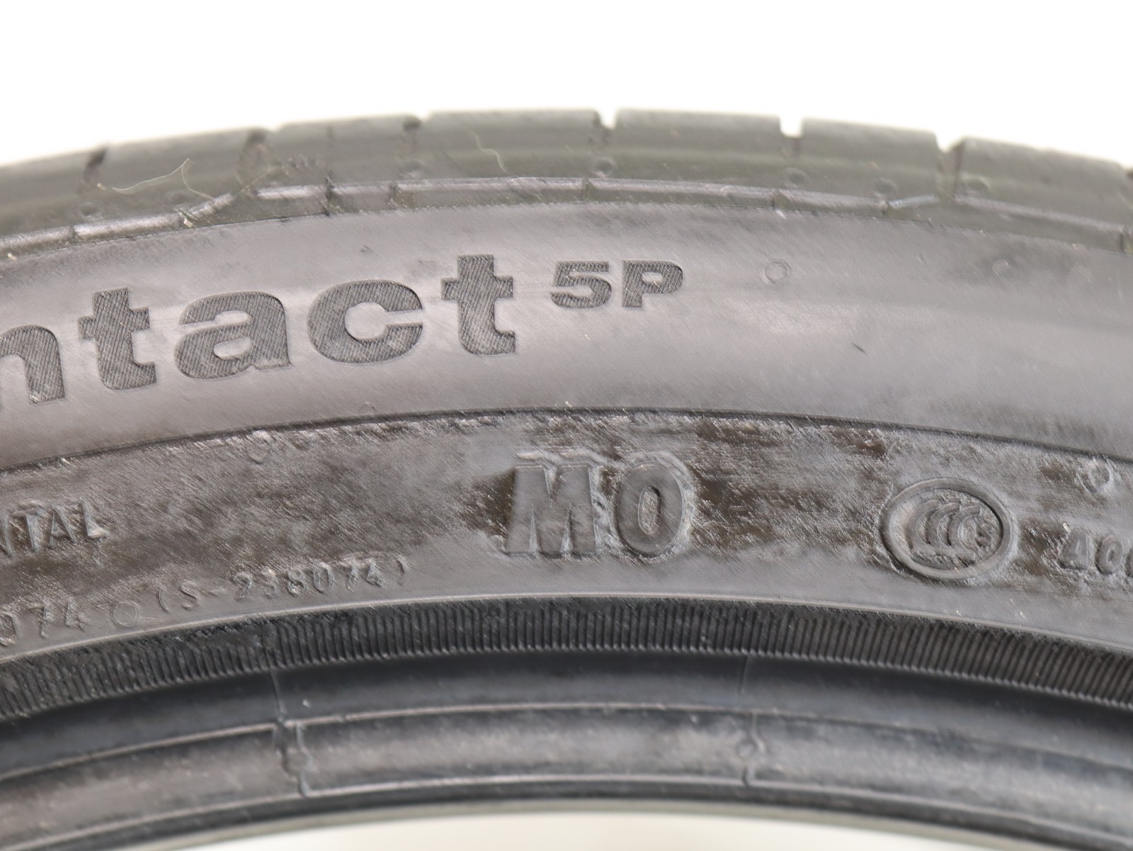 285/35ZR21 Continental ContiSport Contact 5P MO 105Y 6-6.5/32 DOT 2922 1J147