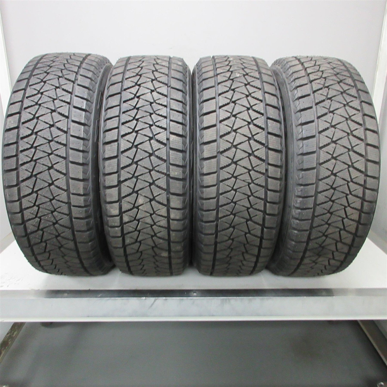 225/60R17 Bridgestone Blizzak DM-V2 99S Used Tire (13/32nd) NO PATCHES! (QTY 4)