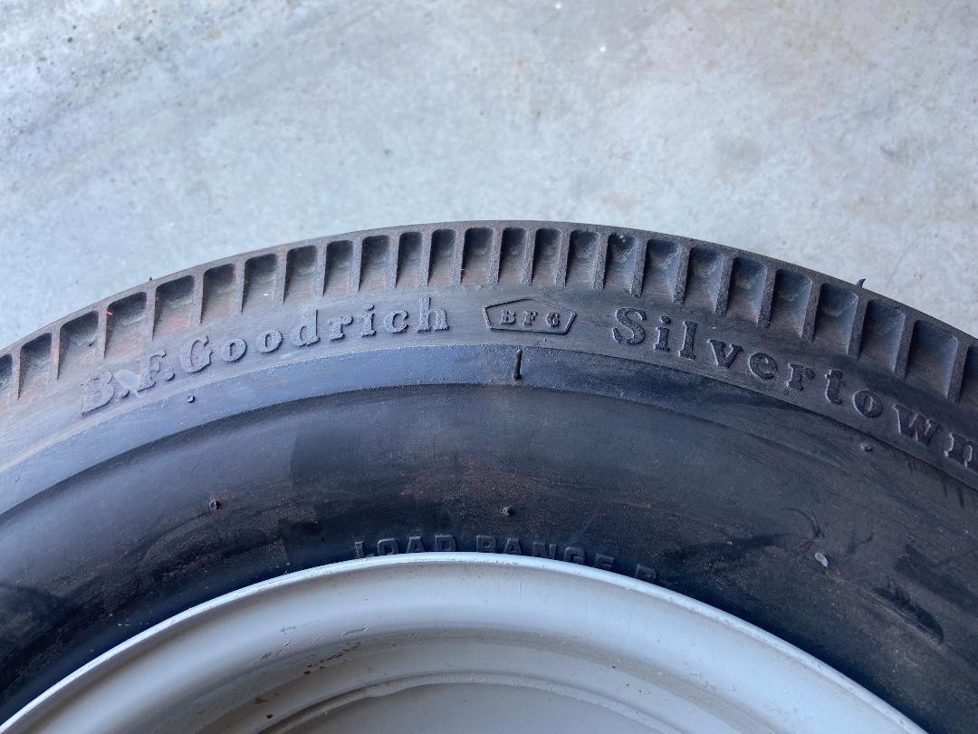 4 Vintage BF Goodrich Silvertown 5.60-14 2 1/4″ wide whites TIRES ONLY NEW READ