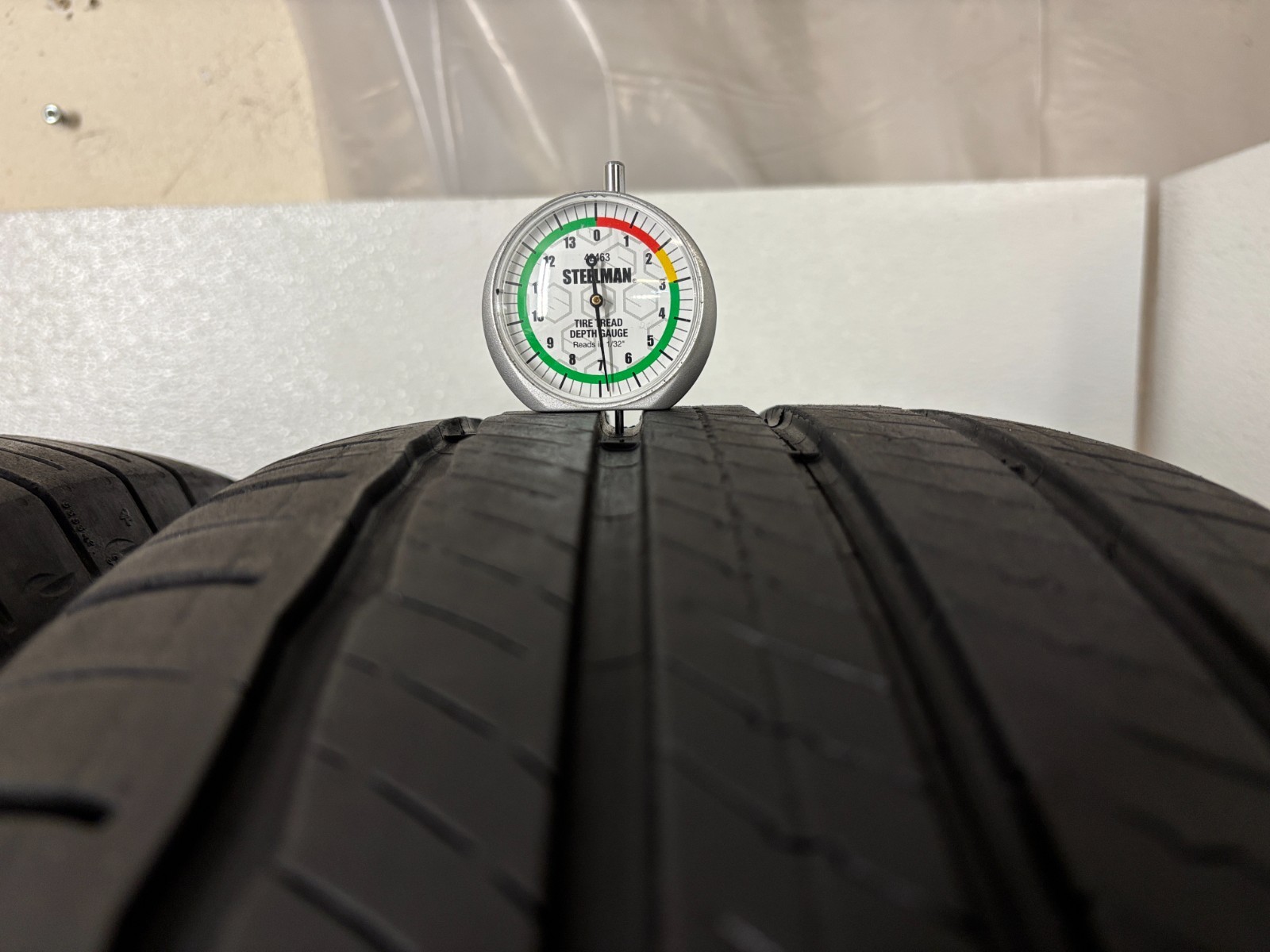 NO SHIPPING ONLY LOCAL PICK UP Set 4 Tires 235 65 18 Michelin Primacy Tour A/s