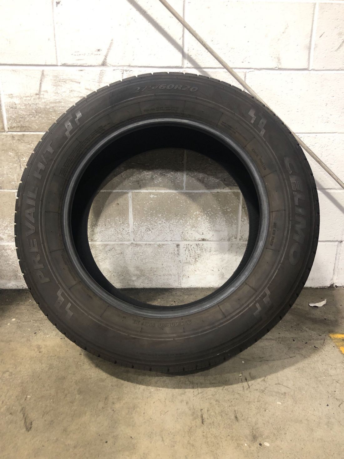 1x P275/60R20 Celimo Prevail H/T 8/32 116 H Used Tire 2756020