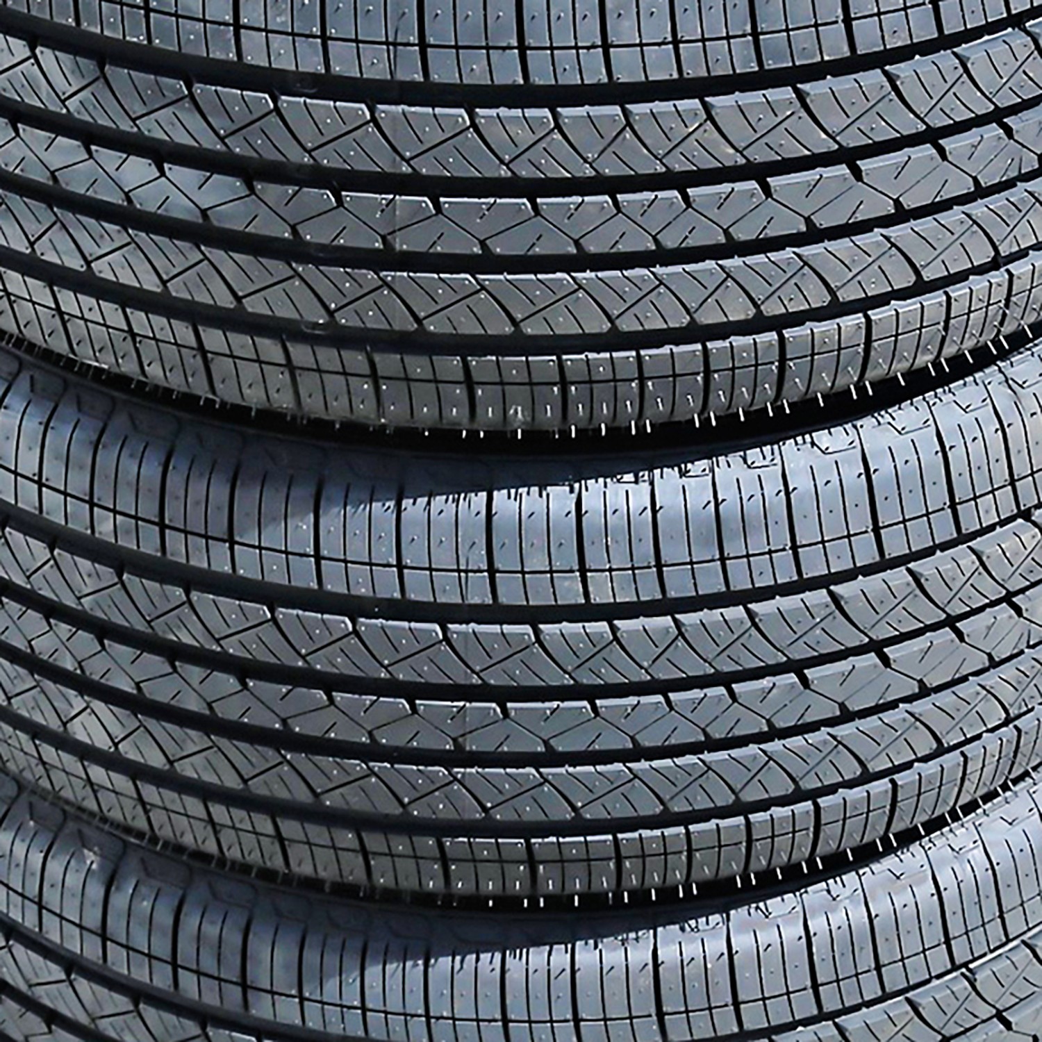 Tire Arroyo Eco Pro H/T 235/55ZR18 235/55R18 104W XL A/S Performance
