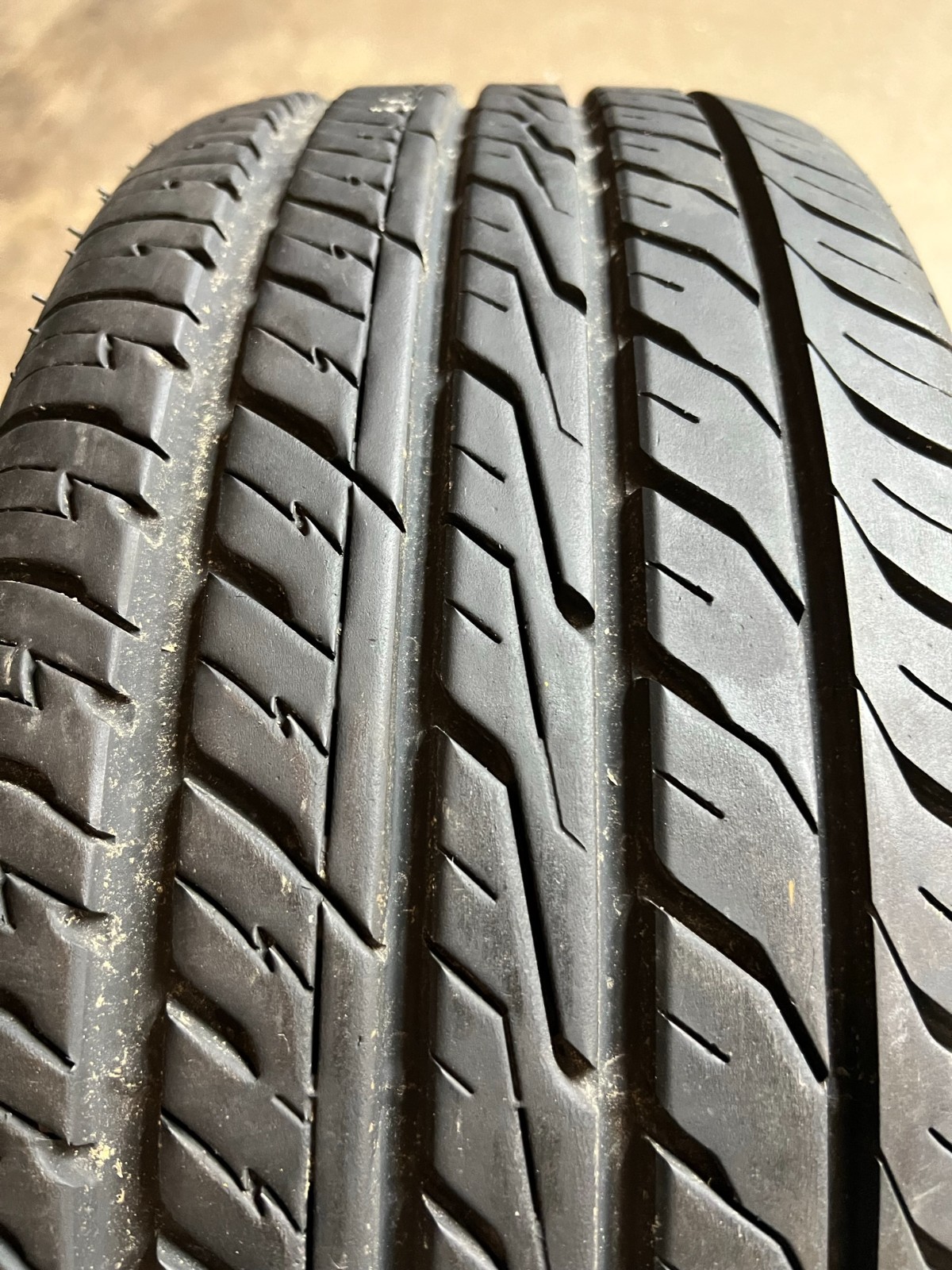 Set of 4 Used 205/45ZR17 IronMan iMove Gen 3 AS – 88W – 9-9.5/32 No Repairs