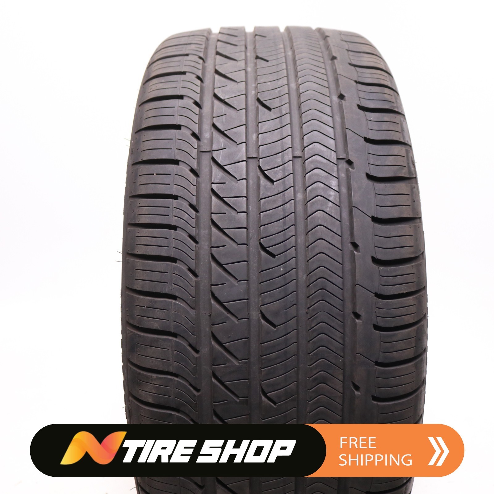 Set of 2 Used 265/35R21 Goodyear Eagle Sport AO SoundComfort – 101H – 8.5-9.5/32