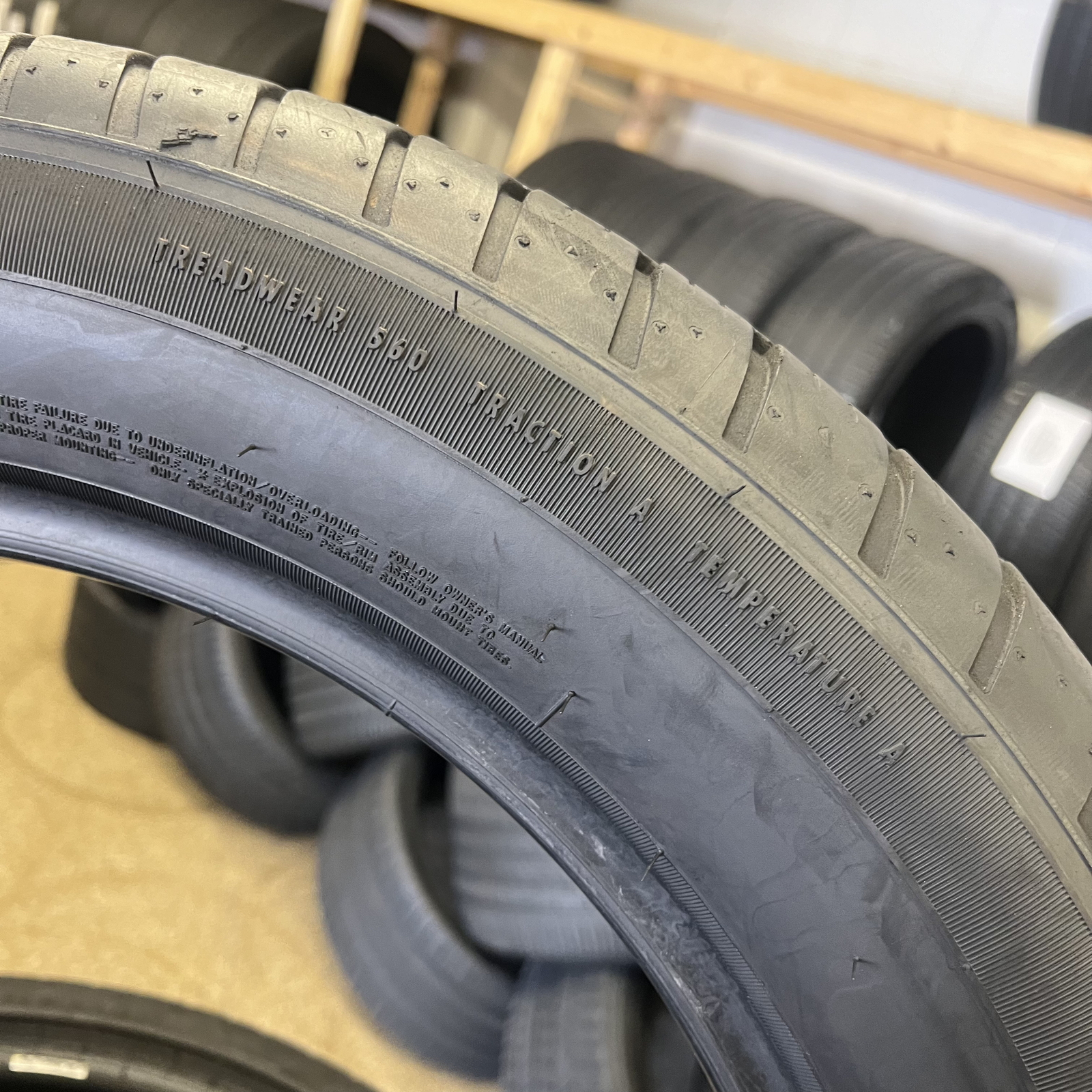 1 (One)Tire LikeNEW Goodyear Eagle Sport All Season AO 235/55R18 100 H