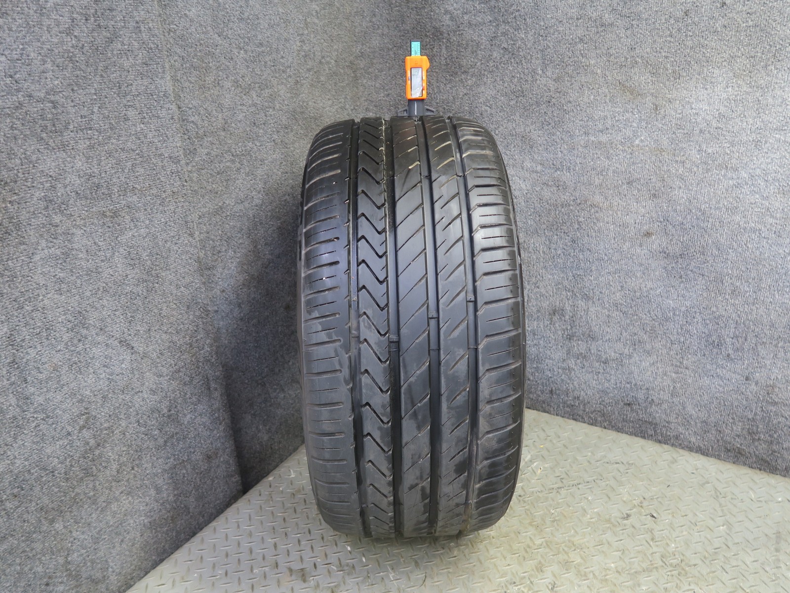 SET OF 2 LEXANI LX-TWENTY A/S TIRE 275/35 ZR20 102W XL 1625 9/32 TREAD