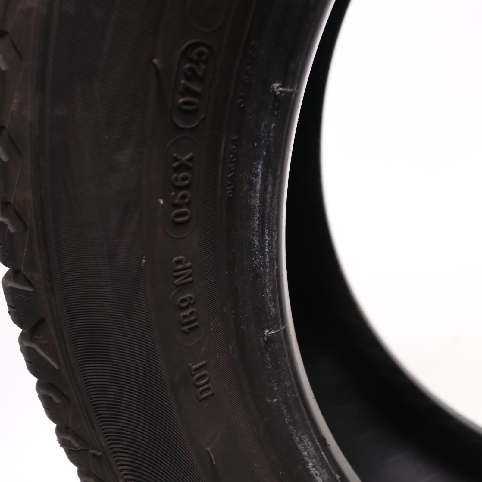 Set of 2 Used 235/50R18 Michelin CrossClimate 2 – 97V – 8-9/32 No Repairs