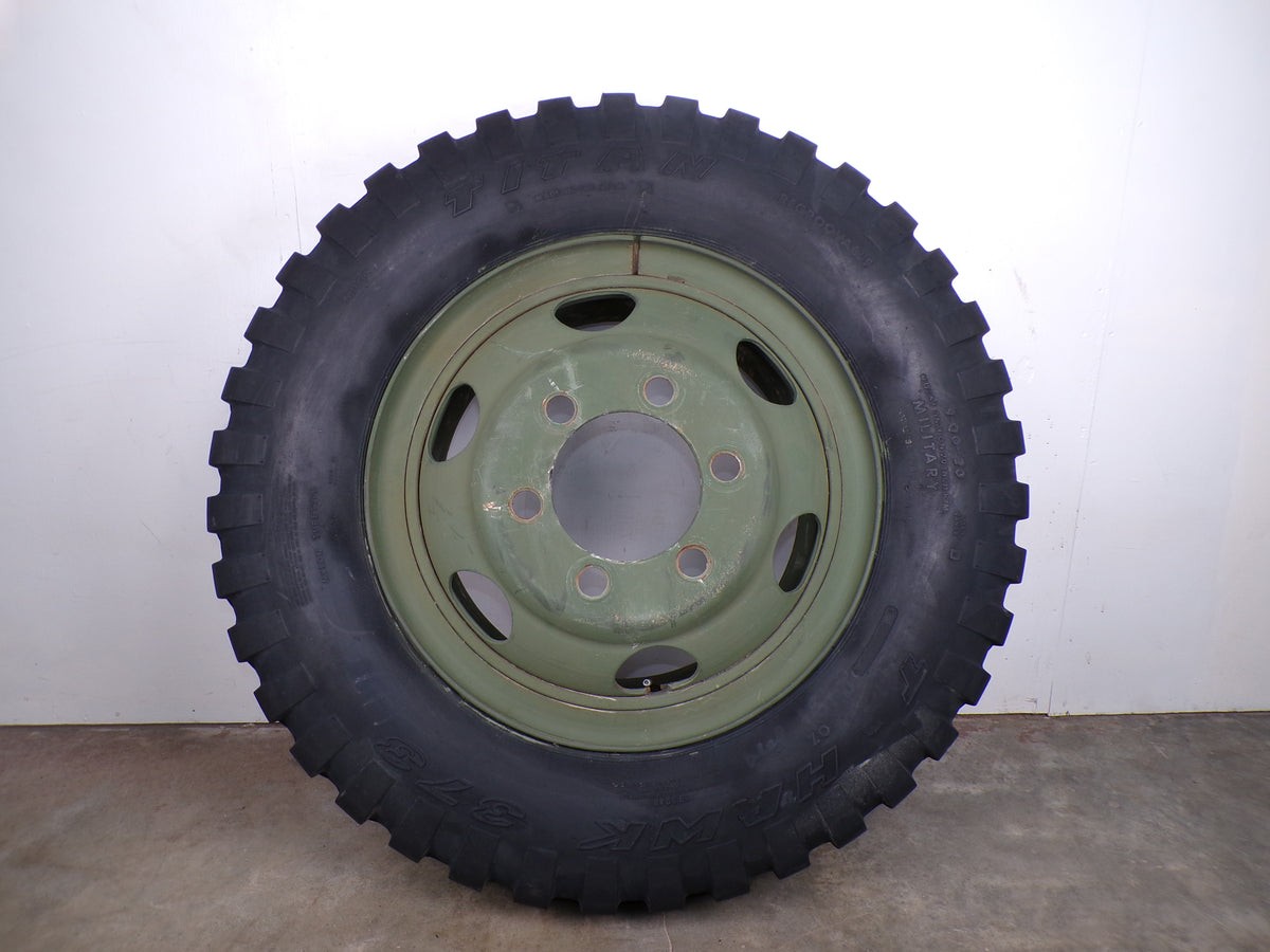 9.00-20 373 Titan Used on Used Wheel