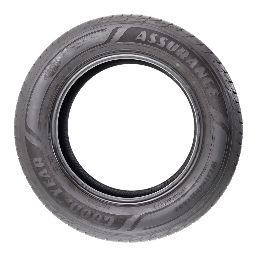 Used 225/65R17 Goodyear Assurance WeatherReady 102H – 7.5/32