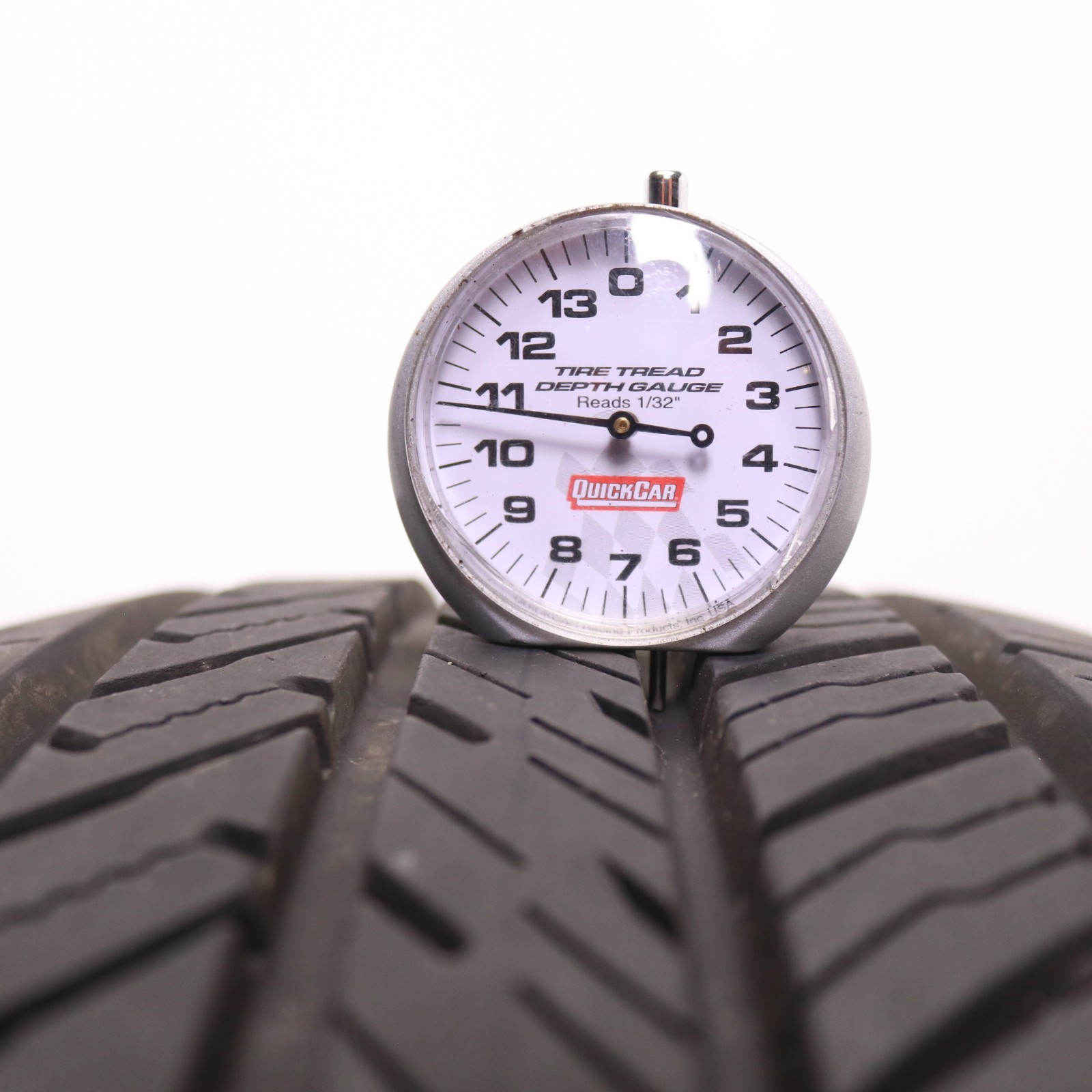 Set of 2 Used 215/55R17 Yokohama YK-GTX – 94V – 9.5-10.5/32
