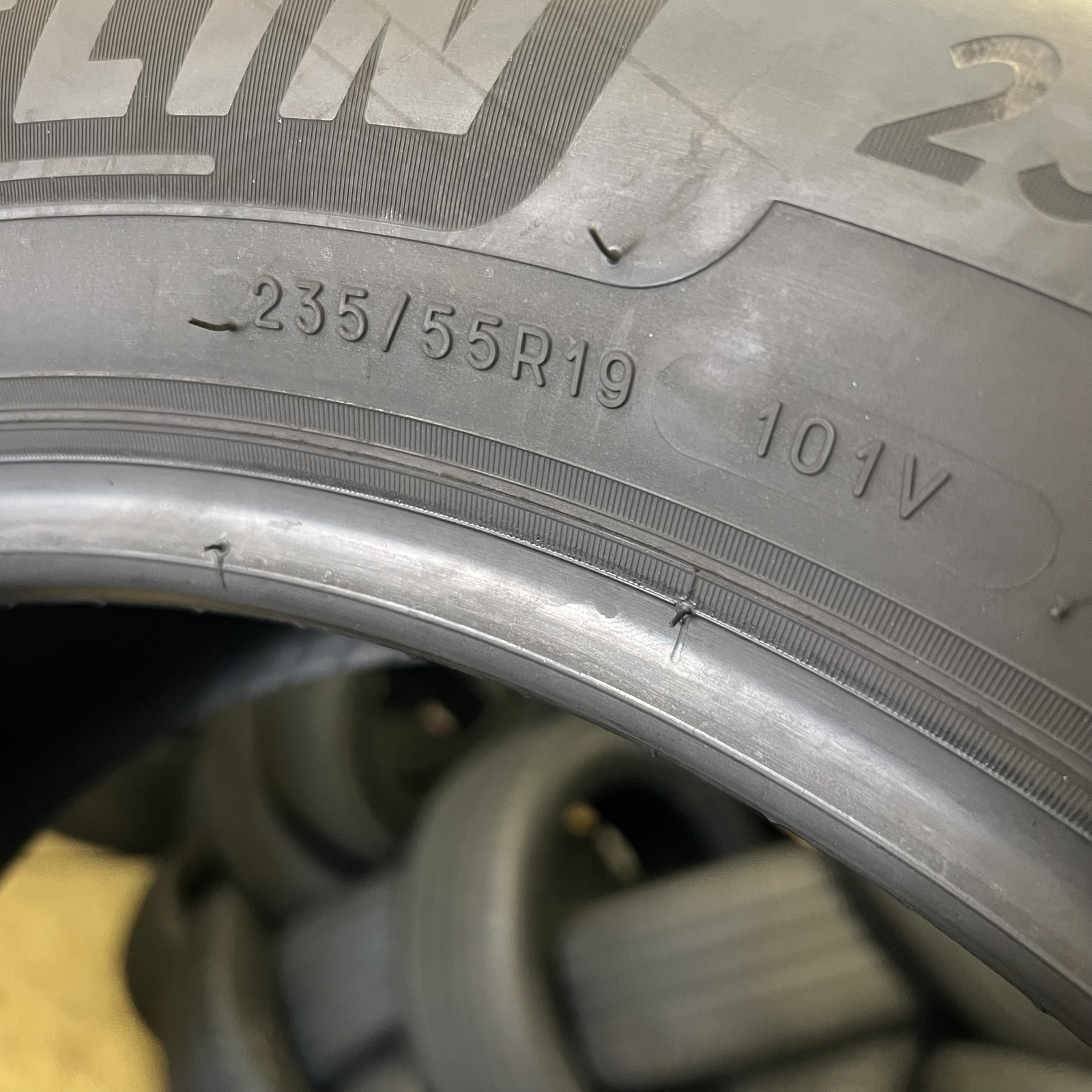 1 Tire LikeNEW Michelin Primacy A/S 235/55R19 235/55/19 101V