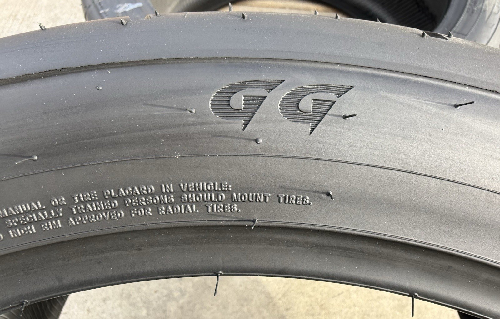 TWO BRAND NEW 305/35ZR20 (104Y) Toyo R888R Streetable Track & Competition Tires