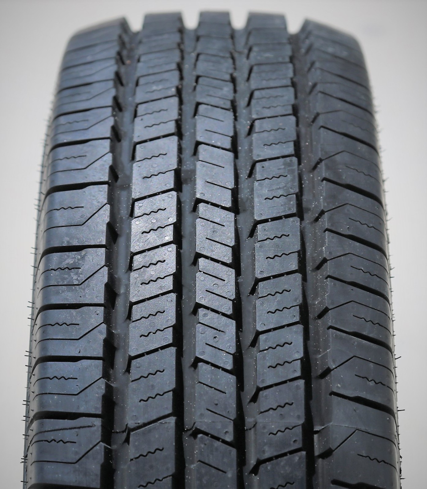 2 Tires Evoluxx Rotator H/T 195/75R16 Load D 8 Ply Van Commercial