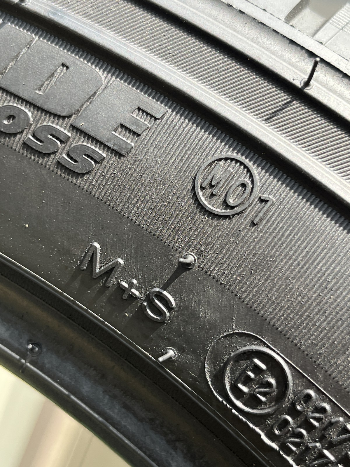 1 Tire Michelin Latitude Cross MO1 285/45R21 113W DOT.0124 8/32
