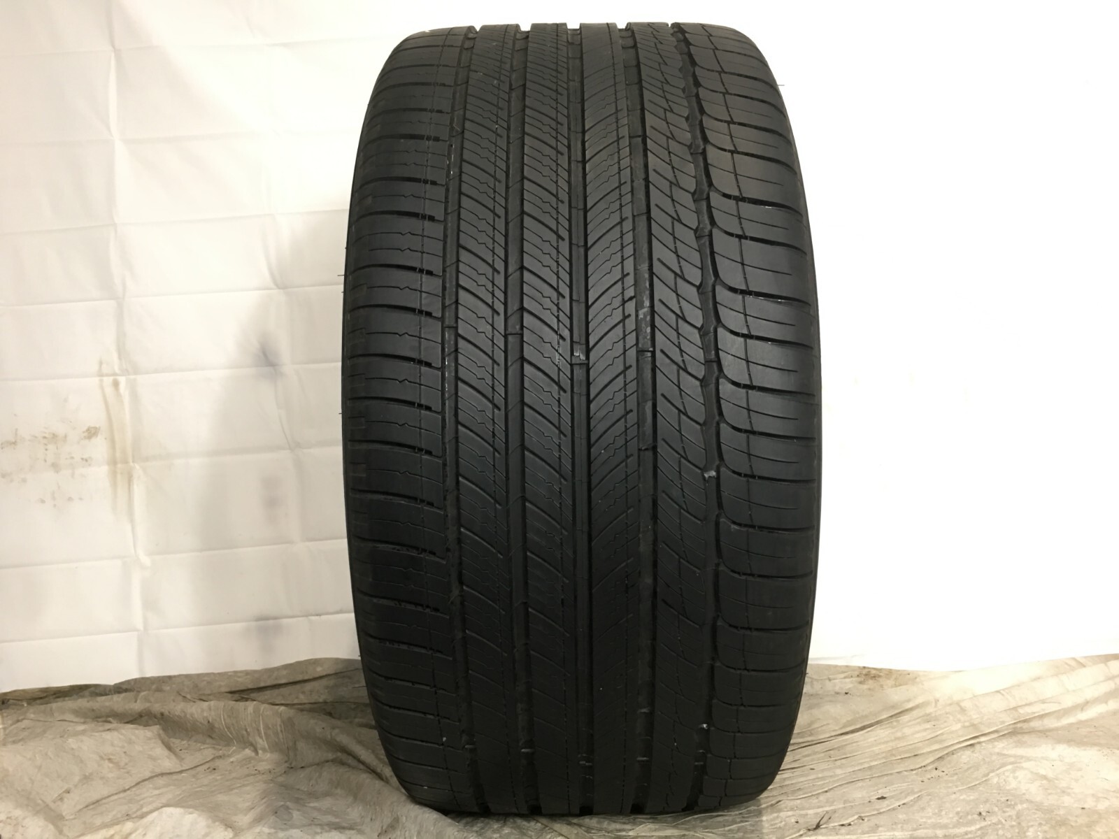[1] Michelin Primacy Tour A/S Acoustic P315/40R21 315 40 21 Tire 7.75-8.25/32