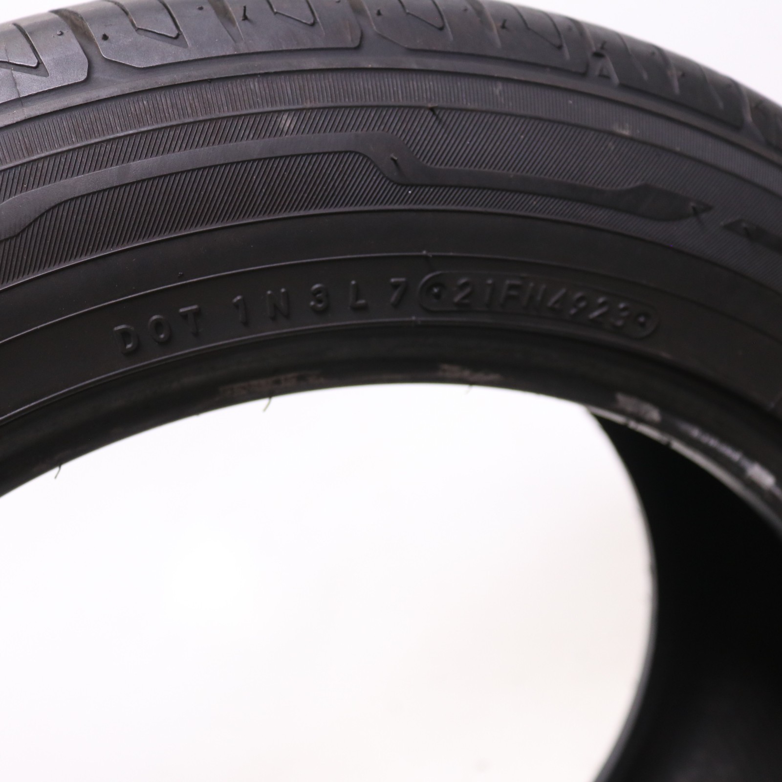 Set of 2 Used 245/50R18 Toyo Extensa A/S II – 100V – 10/32 No Repairs