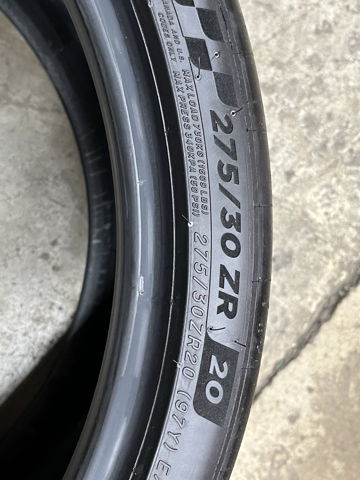 AS-IS Michelin cup 2 tires 275/30ZR20 & 345/25ZR21