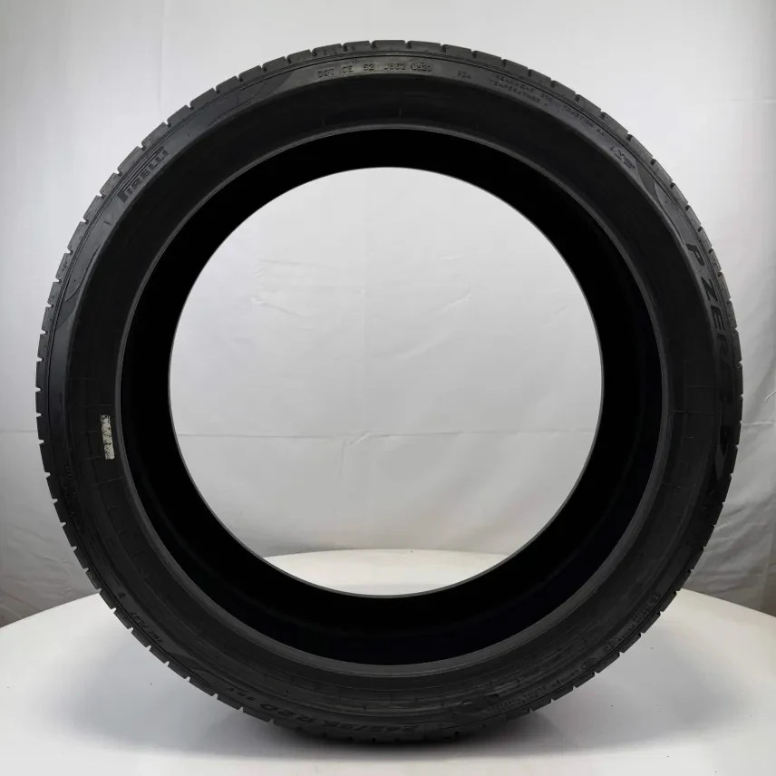 Used 245/35R20 Pirelli P Zero PZ4 MOE Run Flat 95Y 6.5/32 (DOT 23)