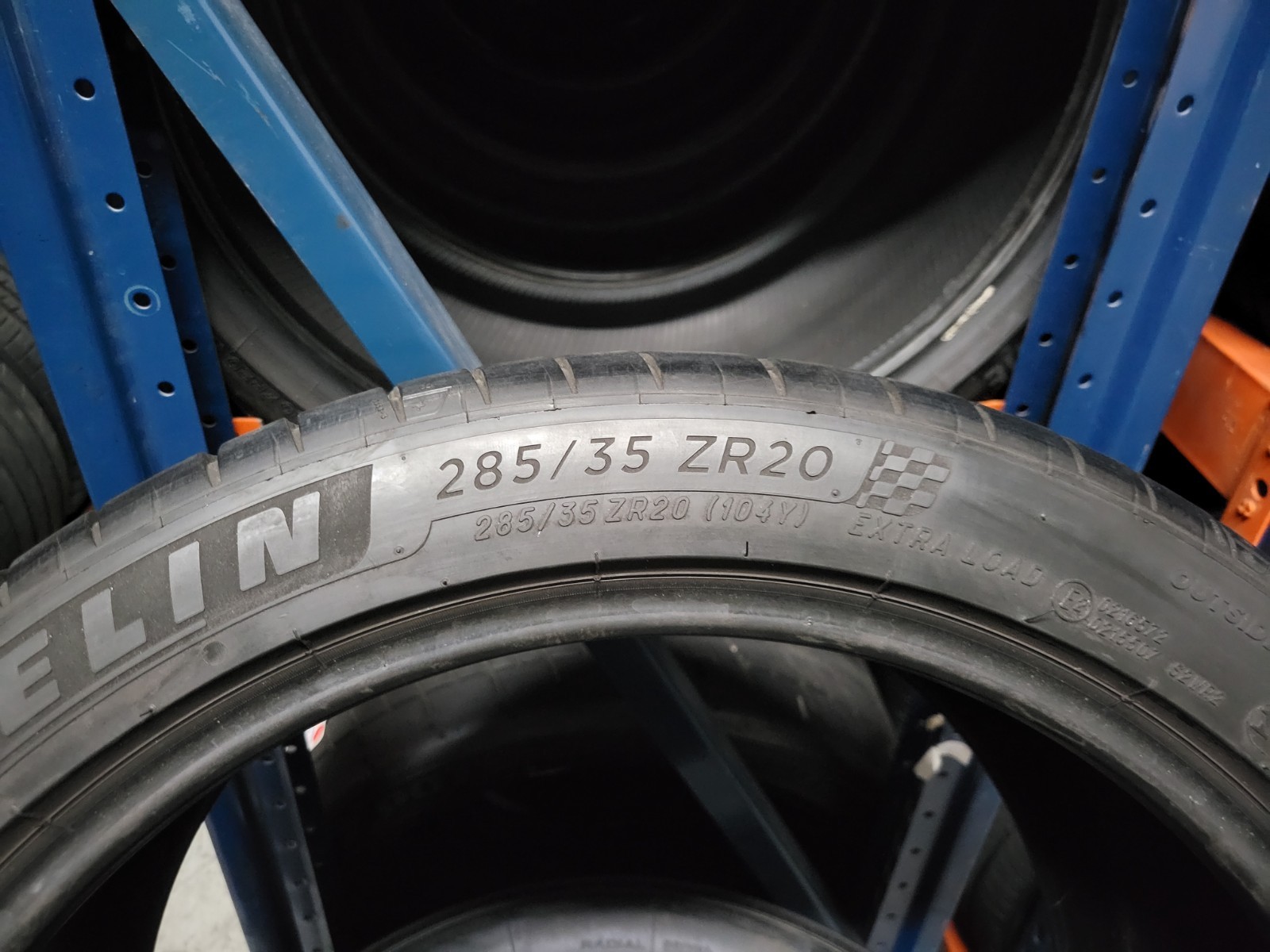 2 SUPER NICE 285/35/20 MICHELIN PILOT SPORT 4 S 285/35ZR20 104Y 7/32 2853520
