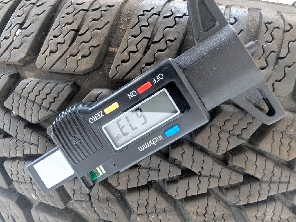 185/65 R15 88T DUNLOP WINTER RESPONSE 2 8.05MM 6.73MM A3923 WINTER TYRES