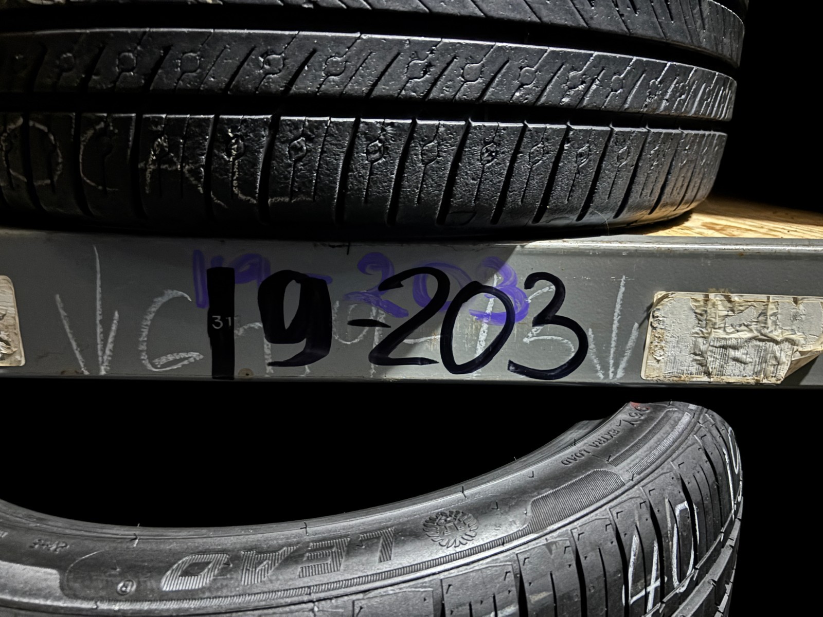 NO SHIPPING ONLY LOCAL PICK UP 1 tire 235 40 19 GT Radial Maxtour LX 96V