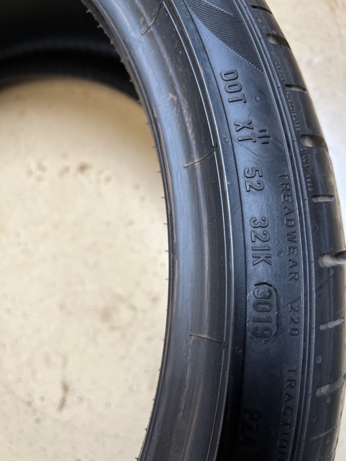 1 – NEW 245/35ZR20 (91Y) Pirelli P Zero PZ4 (NA1) Porsche OEM – 2124