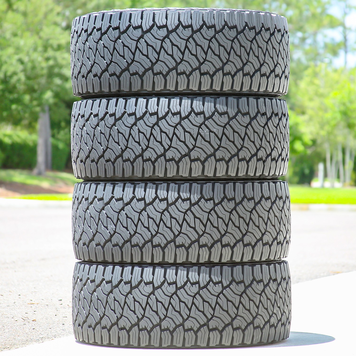 Tire Venom Power Trail Hunter ATS 305/35R24 112H XL AT A/T All Terrain