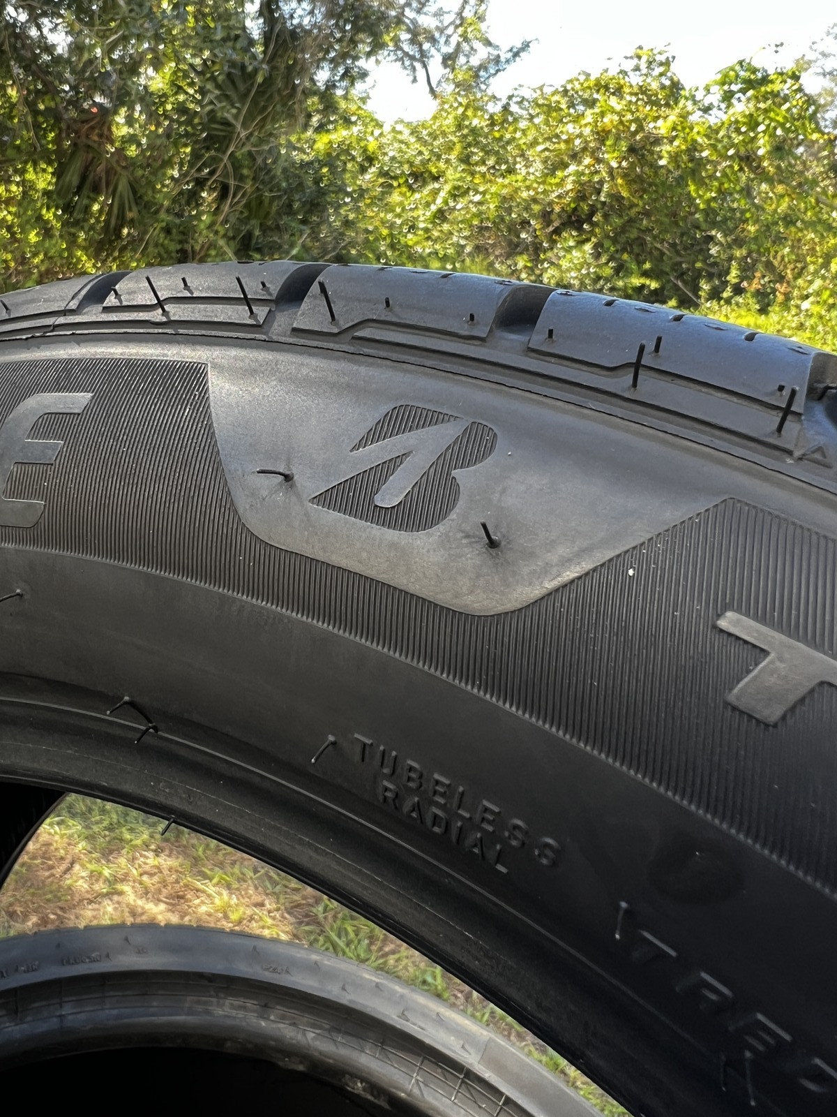 1 New Bridgestone Turanza EverDrive Enliten 215/55R17 94V DOT.2025 11/32 New