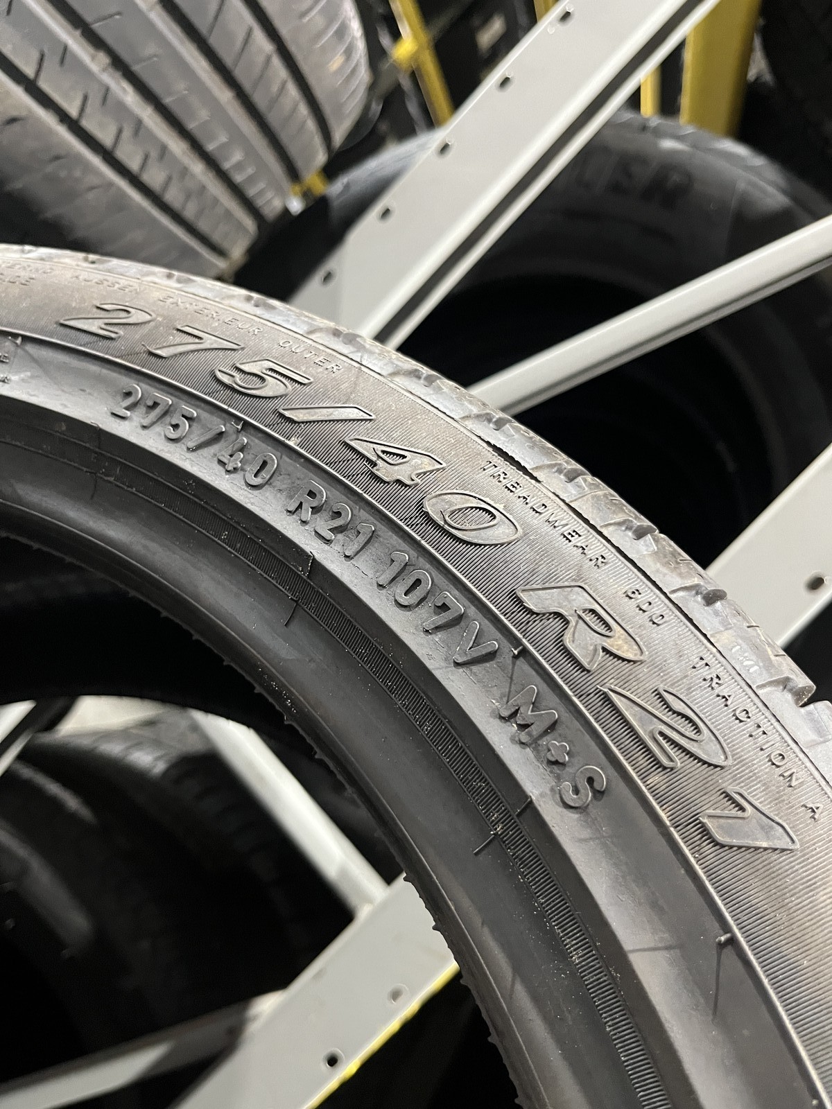 1 Tire Pirelli Scorpion Verde VOL 275/40R21 107V DOT.1625 10.75/32