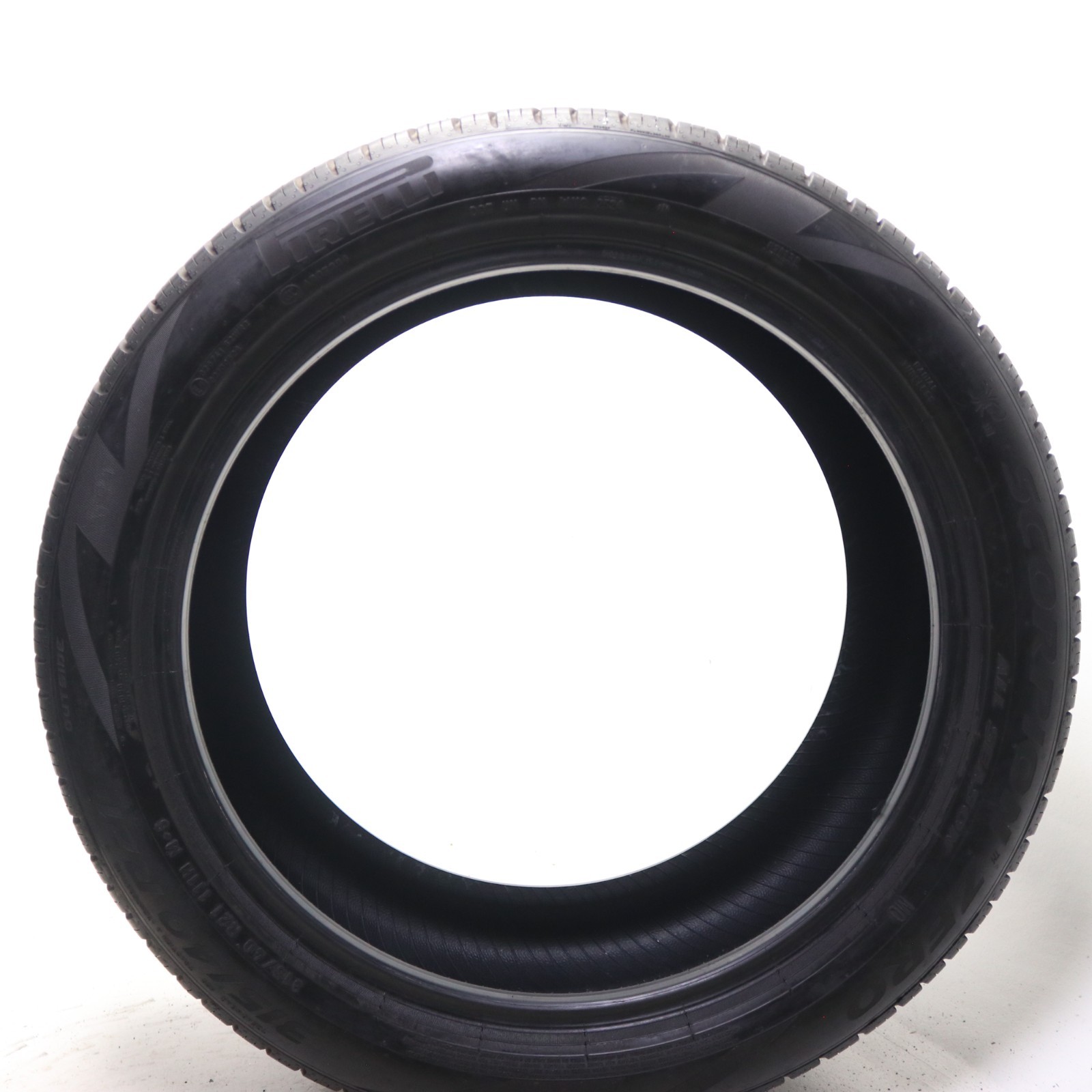 Set of 2 Used 315/40R21 Pirelli Scorpion Zero All Season MO – 111H – 6.5-7/32